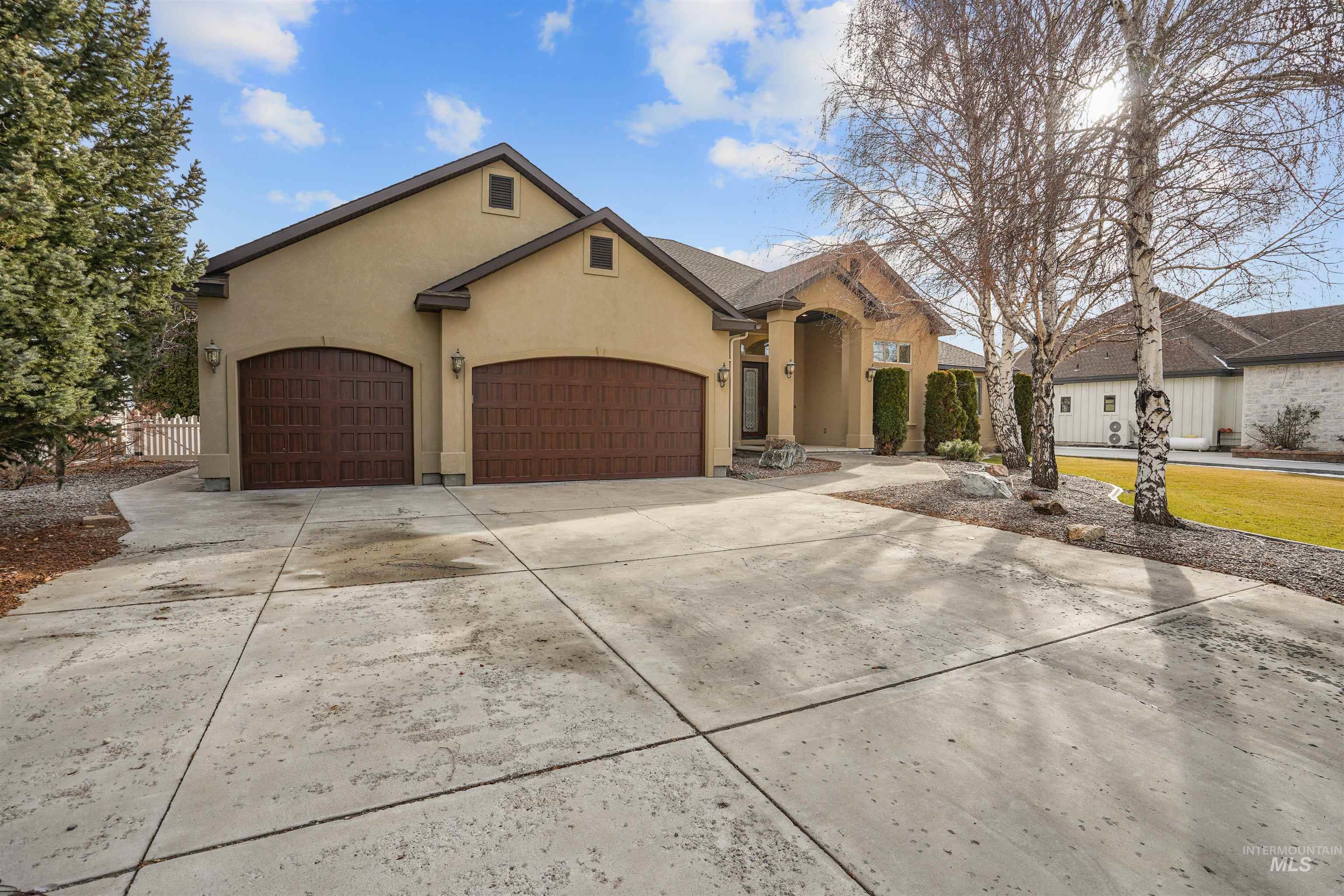 101 Pelican Drive, Rupert, Idaho 83350, 3 Bedrooms, 2.5 Bathrooms, Residential For Sale, Price $980,000,MLS 98971736