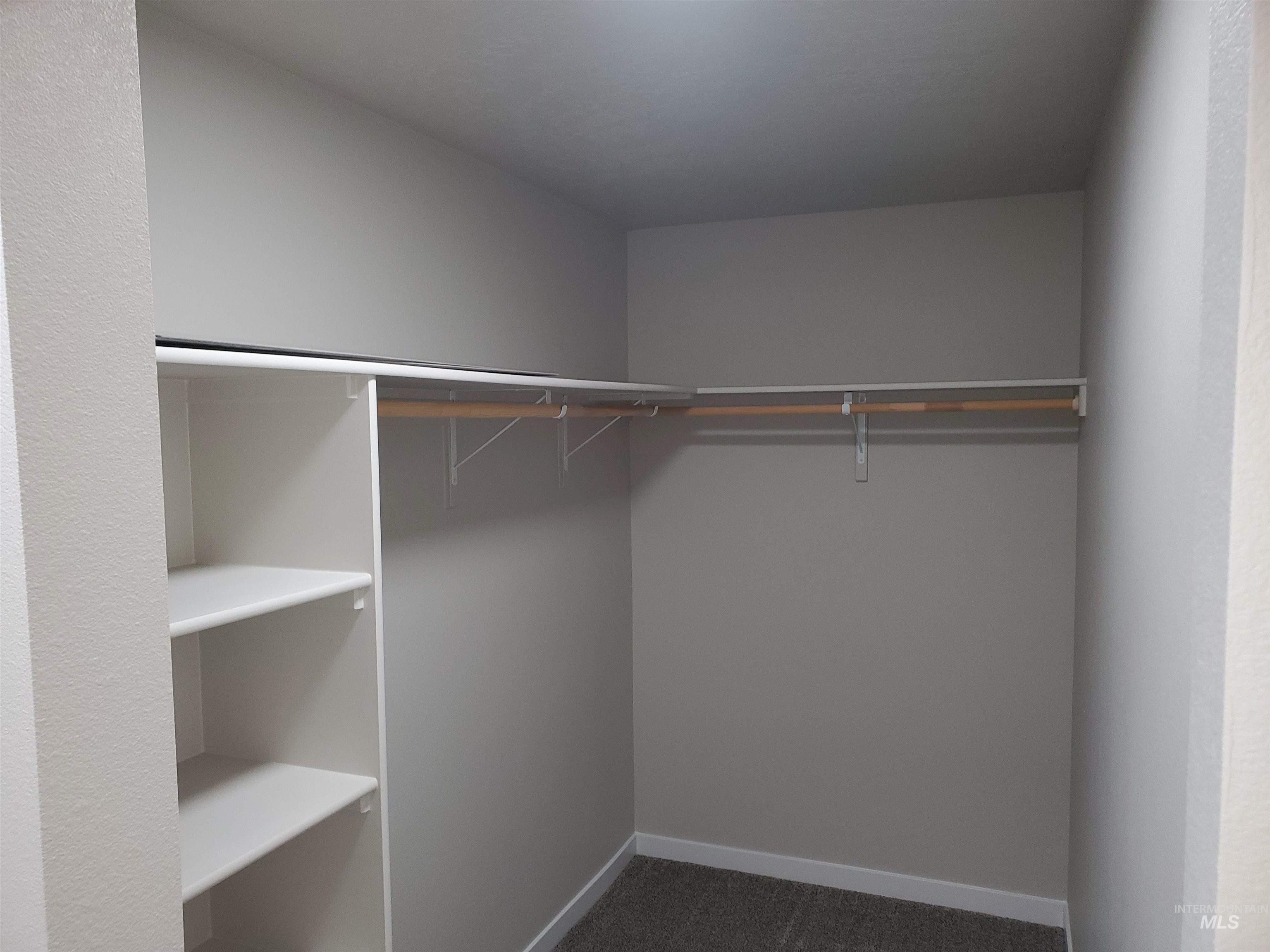 1366 W Pendulum Cove Dr, Kuna, Idaho 83634, 3 Bedrooms, 2 Bathrooms, Residential For Sale, Price $437,990,MLS 98971737