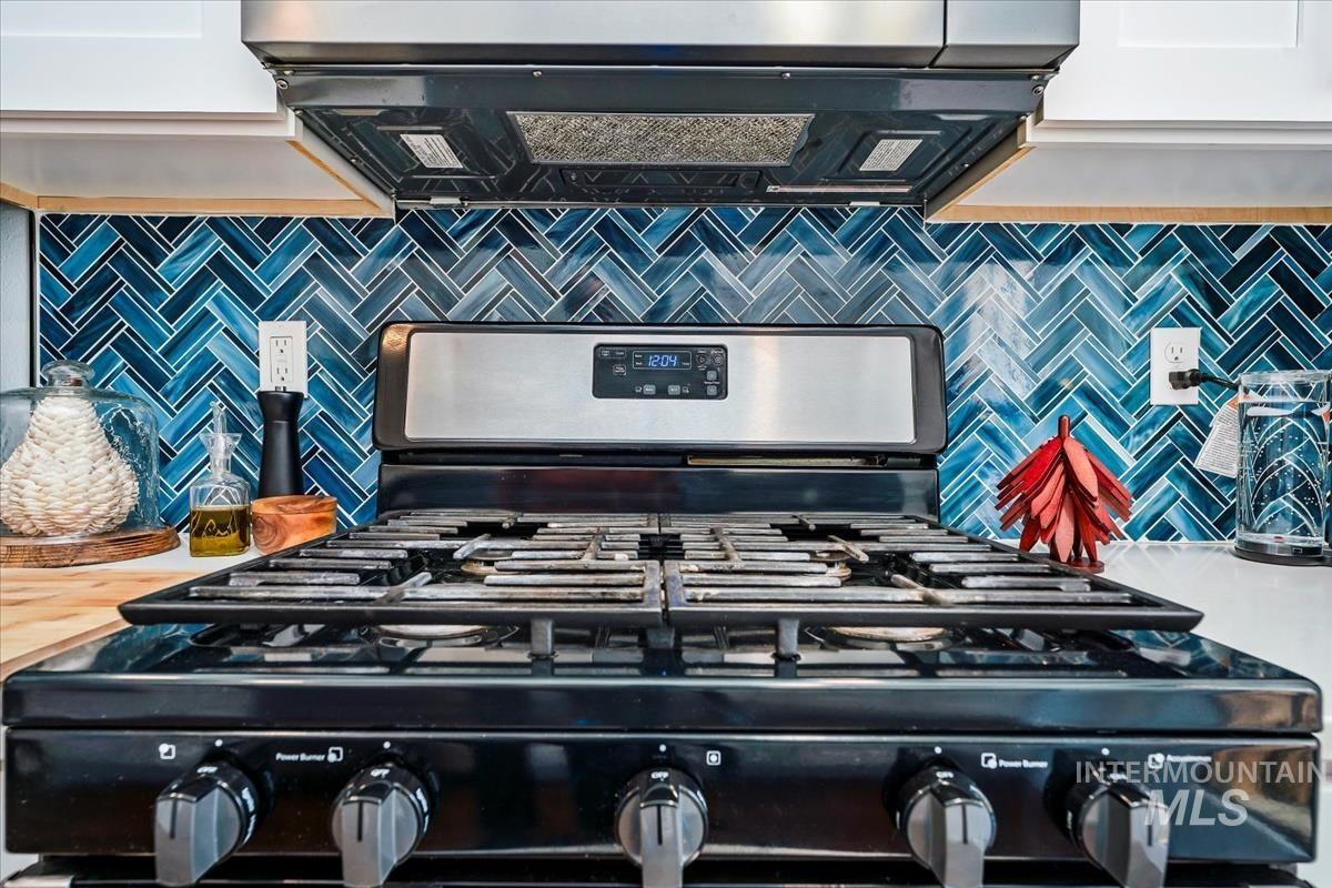 1989 E Boise Ave, Boise, Idaho 83706, 3 Bedrooms, 2 Bathrooms, Residential For Sale, Price $440,000,MLS 98971738