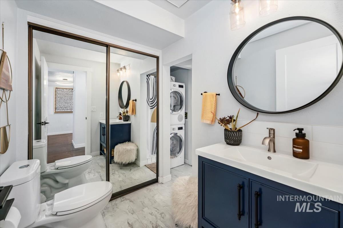 1989 E Boise Ave, Boise, Idaho 83706, 3 Bedrooms, 2 Bathrooms, Residential For Sale, Price $475,000,MLS 98971738