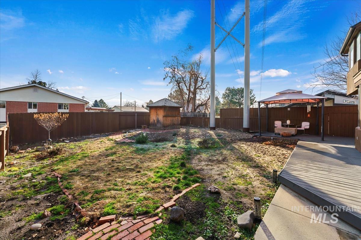 1989 E Boise Ave, Boise, Idaho 83706, 3 Bedrooms, 2 Bathrooms, Residential For Sale, Price $440,000,MLS 98971738