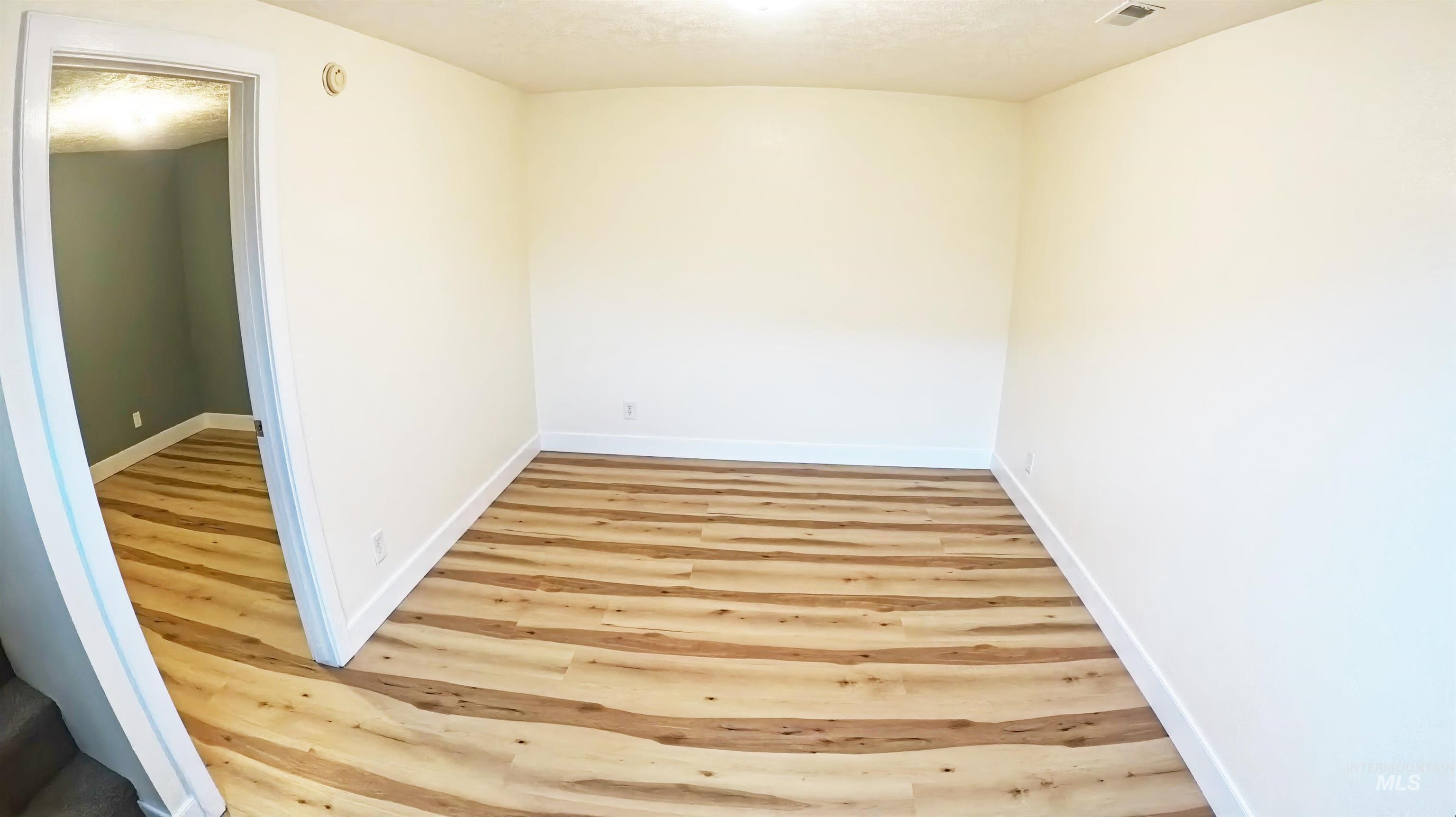 223 Hillcrest Rd, Burley, Idaho 83318, 4 Bedrooms, 2 Bathrooms, Residential For Sale, Price $539,000,MLS 98971739
