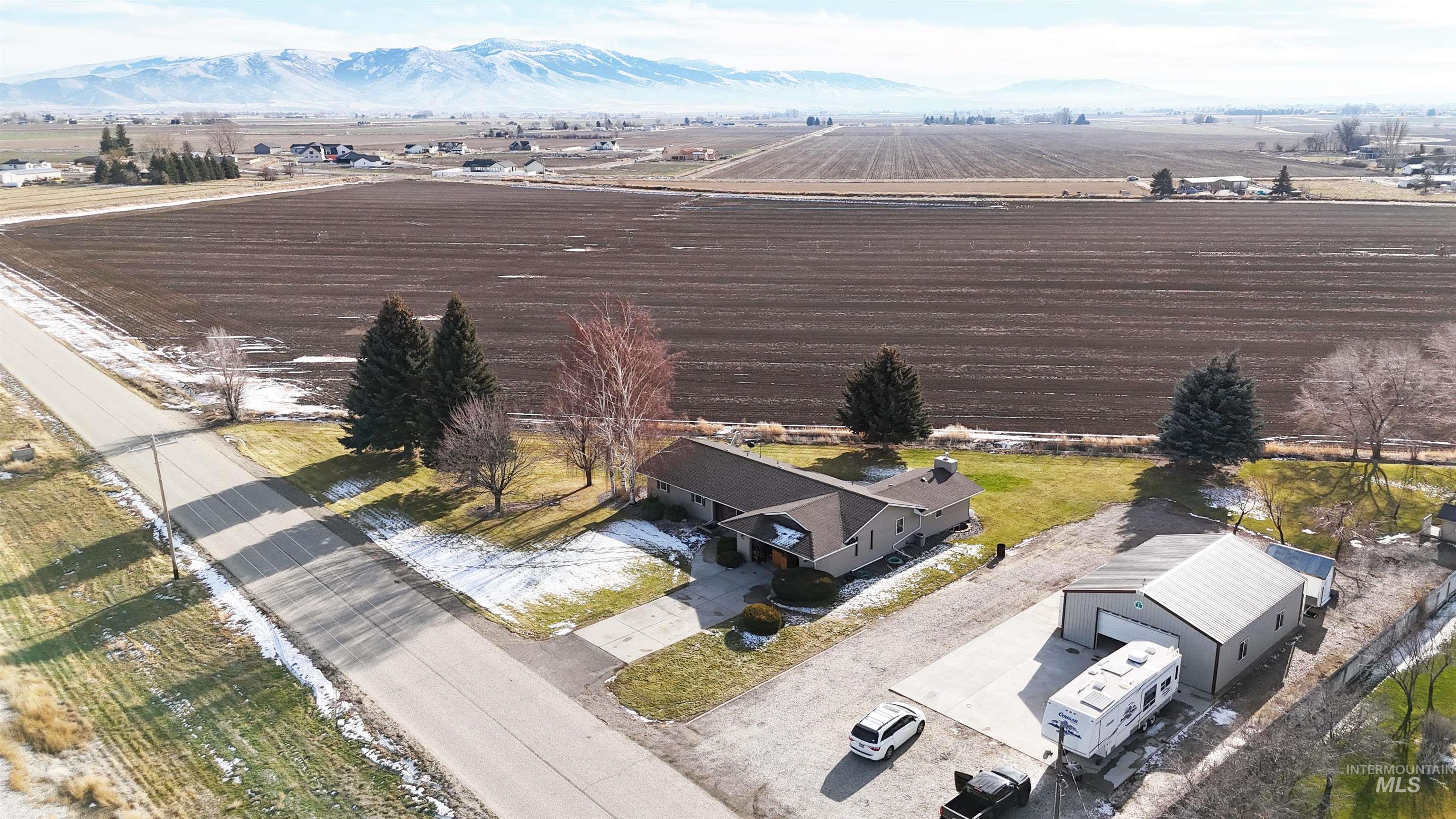 223 Hillcrest Rd, Burley, Idaho 83318, 4 Bedrooms, 2 Bathrooms, Residential For Sale, Price $599,000,MLS 98971739