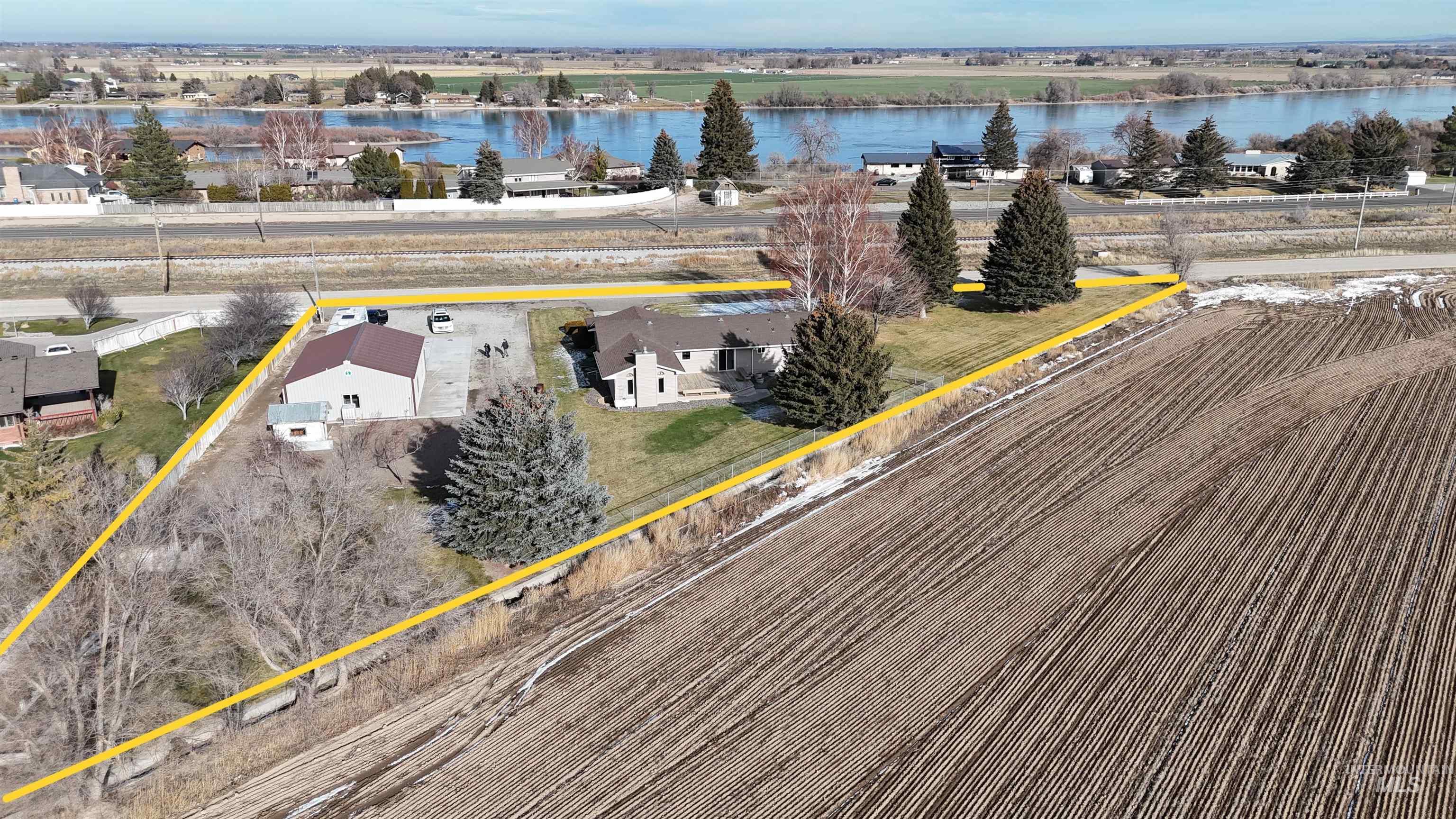 223 Hillcrest Rd, Burley, Idaho 83318, 4 Bedrooms, 2 Bathrooms, Residential For Sale, Price $599,000,MLS 98971739