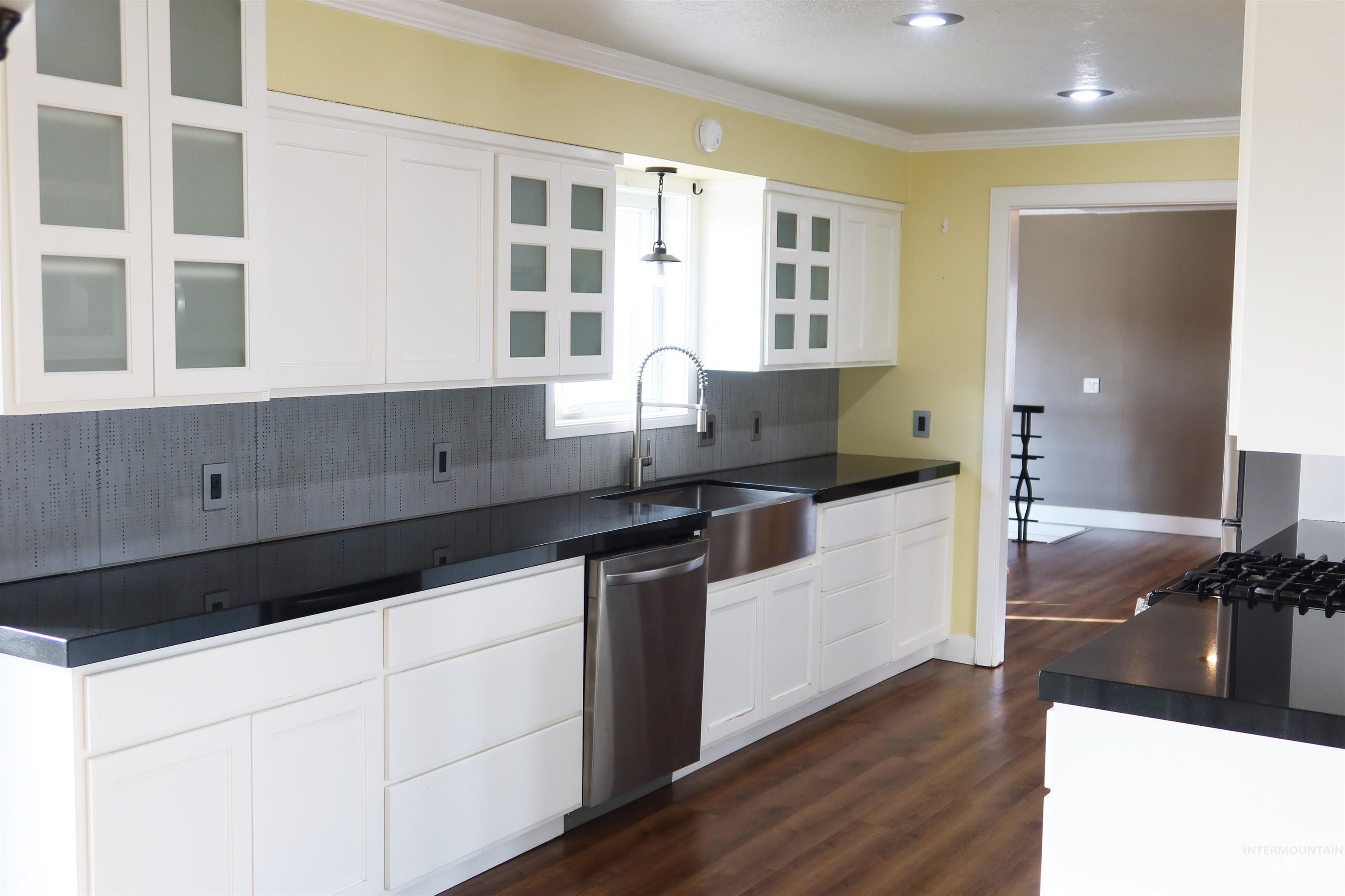 223 Hillcrest Rd, Burley, Idaho 83318, 4 Bedrooms, 2 Bathrooms, Residential For Sale, Price $599,000,MLS 98971739