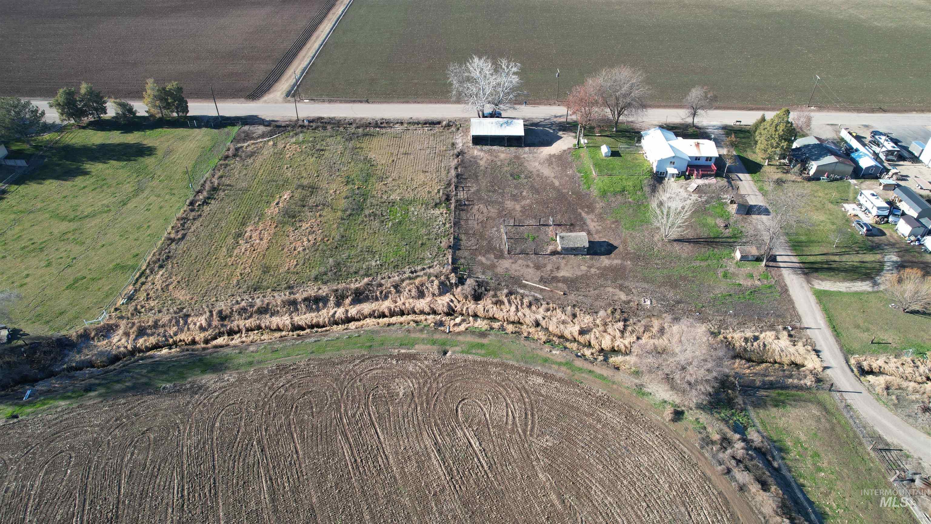 7352 Custer Rd, Fruitland, Idaho 83619, 3 Bedrooms, 2 Bathrooms, Residential For Sale, Price $424,000,MLS 98971740