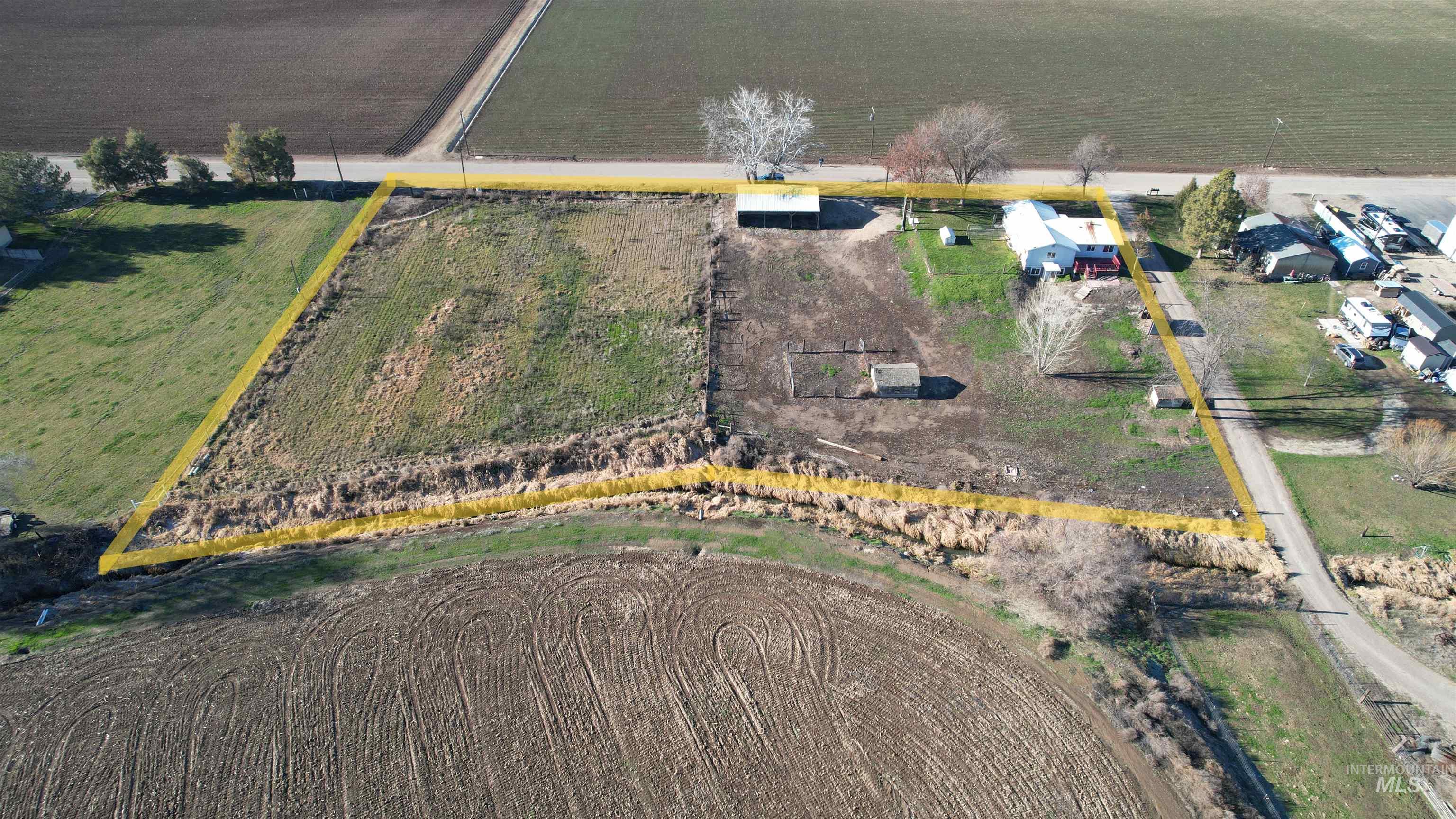 7352 Custer Rd, Fruitland, Idaho 83619, 3 Bedrooms, 2 Bathrooms, Residential For Sale, Price $424,000,MLS 98971740