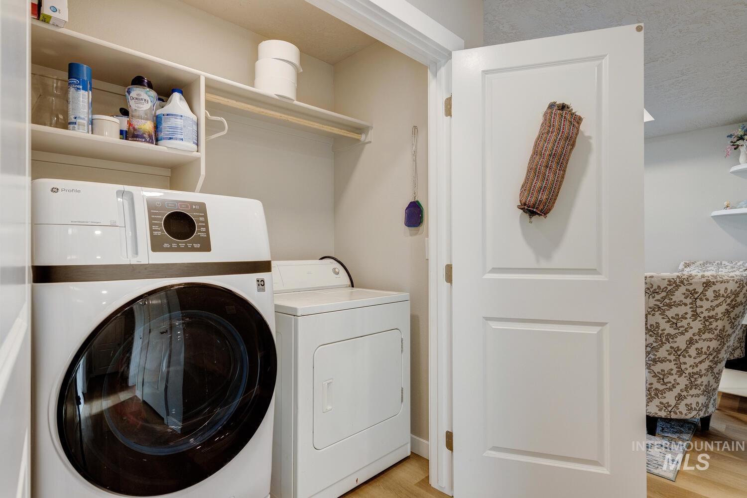 10194 Longtail Drive, Nampa, Idaho 83687, 3 Bedrooms, 2 Bathrooms, Residential For Sale, Price $400,000,MLS 98971741