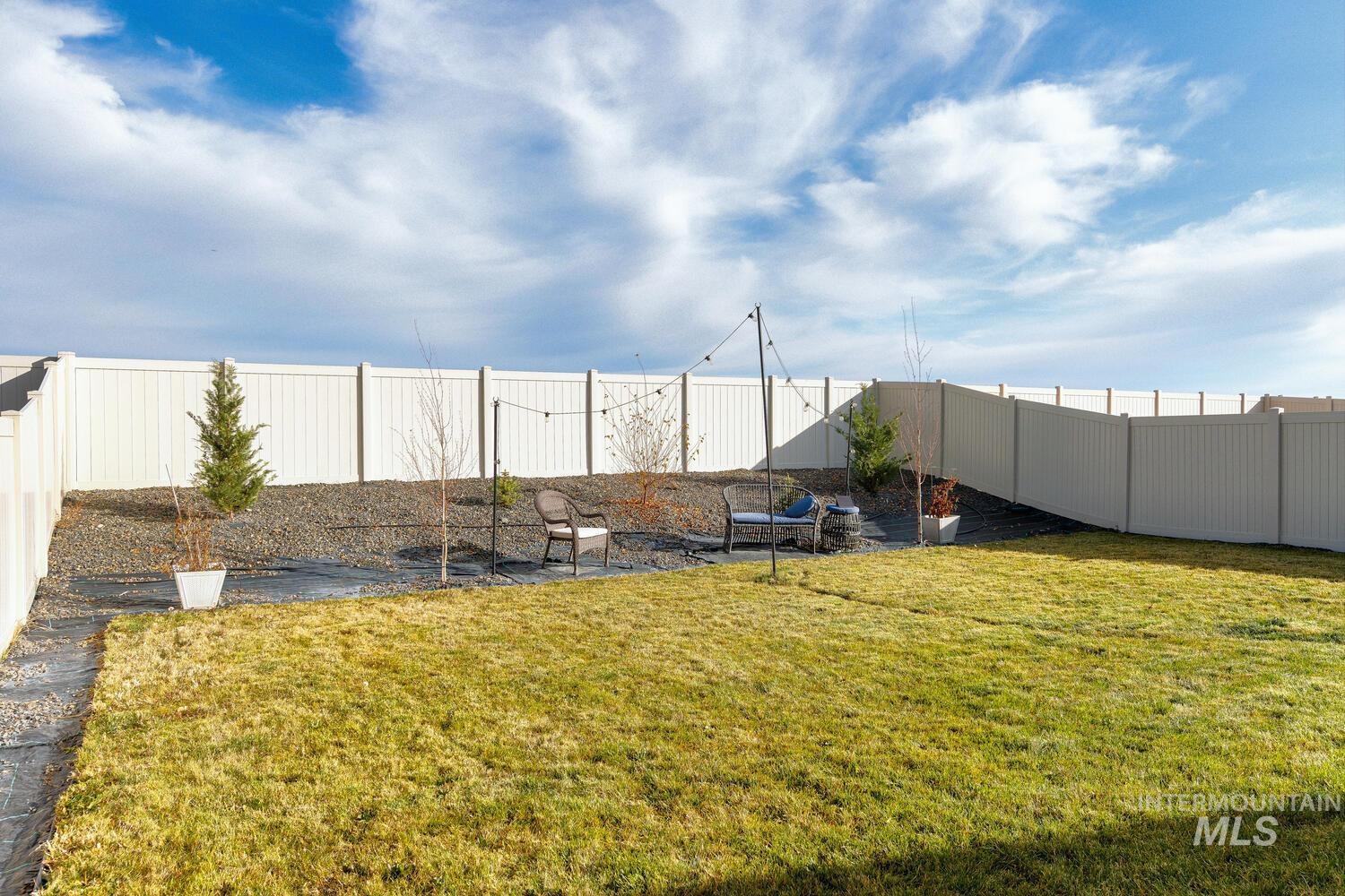 10194 Longtail Drive, Nampa, Idaho 83687, 3 Bedrooms, 2 Bathrooms, Residential For Sale, Price $400,000,MLS 98971741