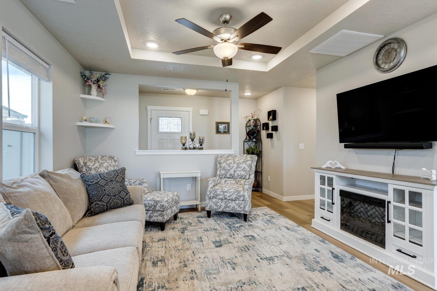 10194 Longtail Drive, Nampa, Idaho 83687, 3 Bedrooms, 2 Bathrooms, Residential For Sale, Price $400,000,MLS 98971741