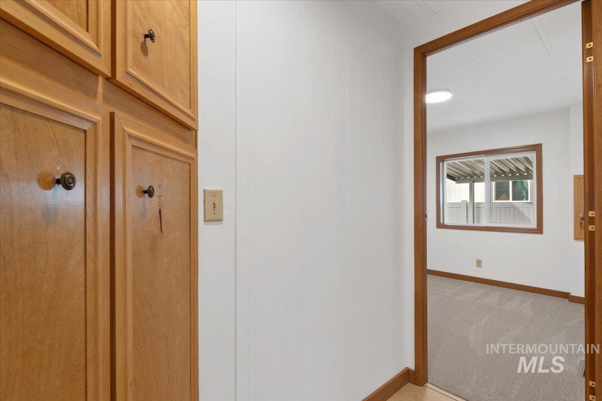 8001 N Roe, Boise, Idaho 84714, 3 Bedrooms, 2 Bathrooms, Residential For Sale, Price $182,000,MLS 98971742