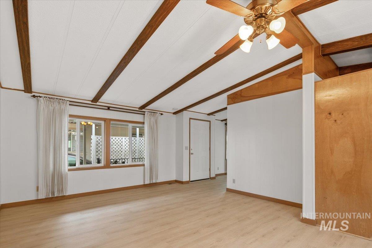 8001 N Roe, Boise, Idaho 84714, 3 Bedrooms, 2 Bathrooms, Residential For Sale, Price $182,000,MLS 98971742