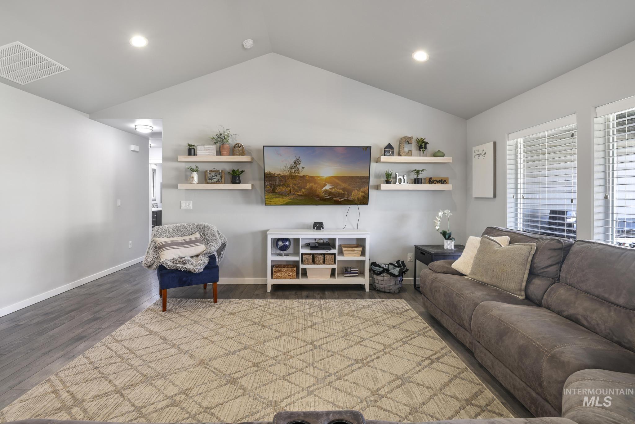 2396 Village St, Twin Falls, Idaho 83301, 3 Bedrooms, 2 Bathrooms, Residential For Sale, Price $440,000,MLS 98971743