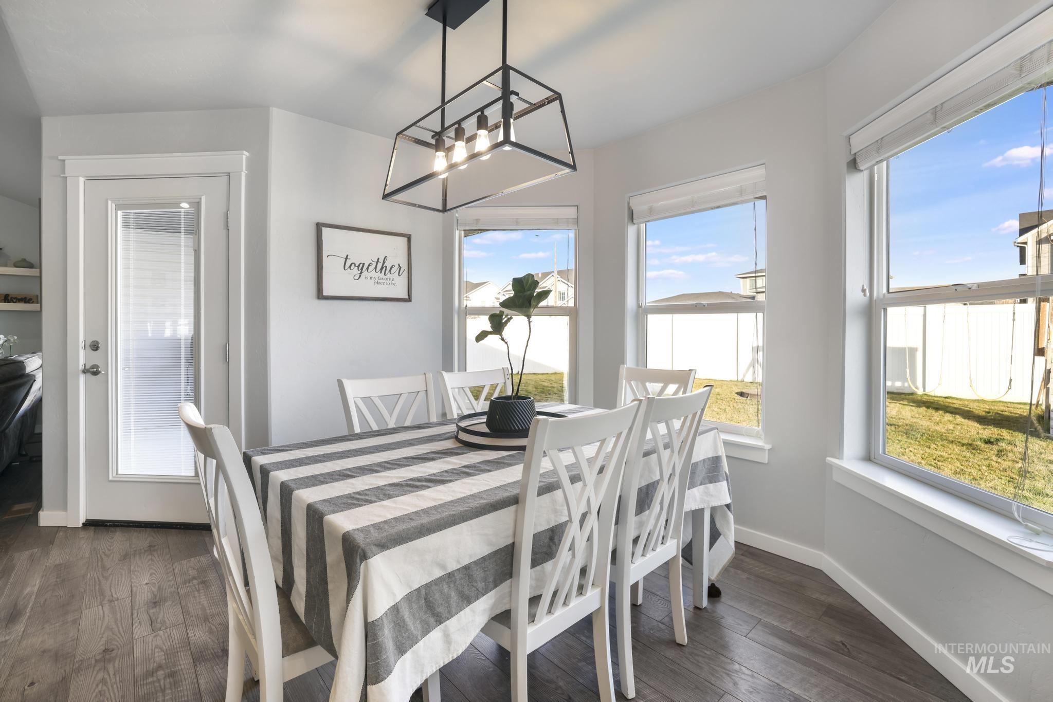 2396 Village St, Twin Falls, Idaho 83301, 3 Bedrooms, 2 Bathrooms, Residential For Sale, Price $440,000,MLS 98971743