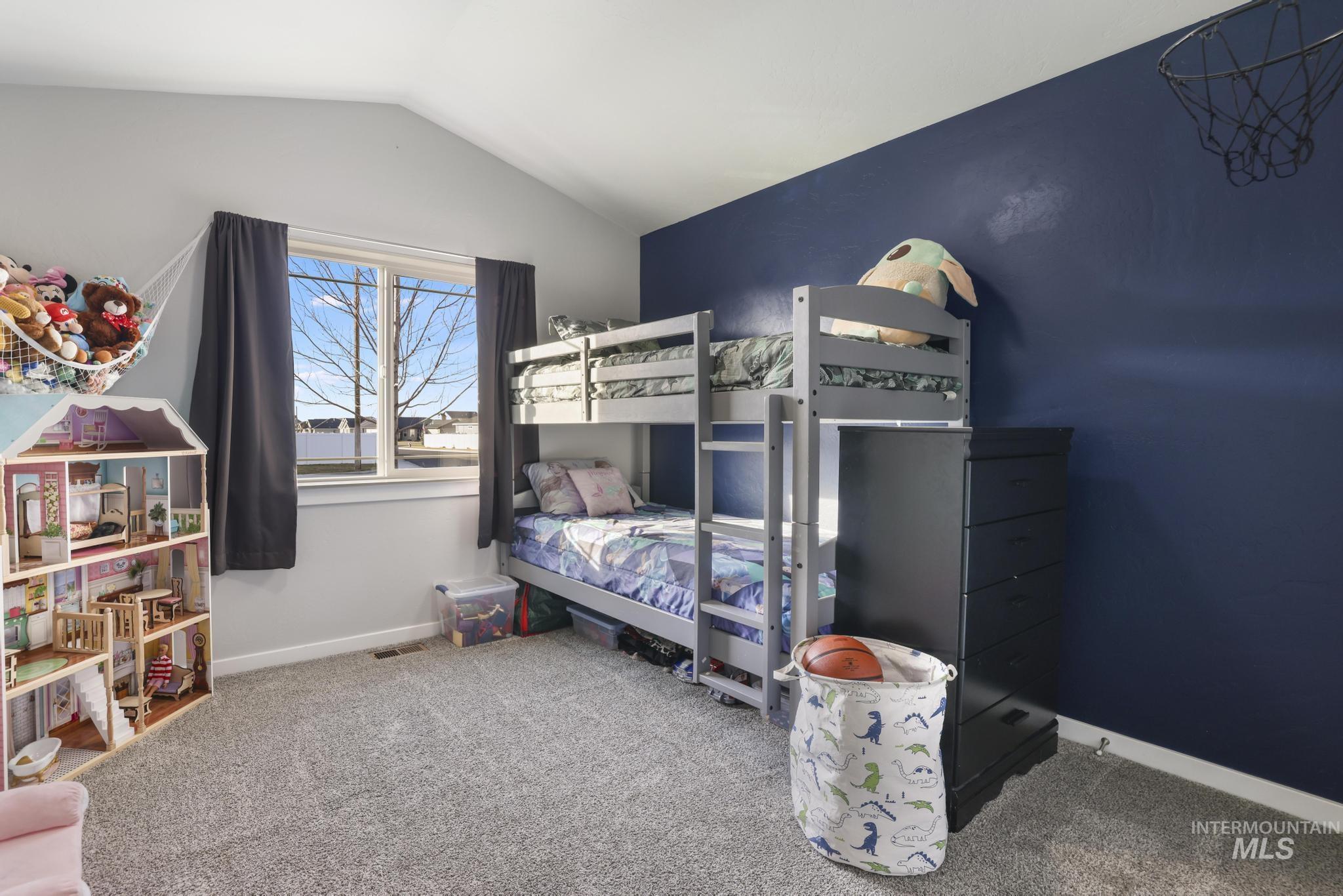 2396 Village St, Twin Falls, Idaho 83301, 3 Bedrooms, 2 Bathrooms, Residential For Sale, Price $440,000,MLS 98971743