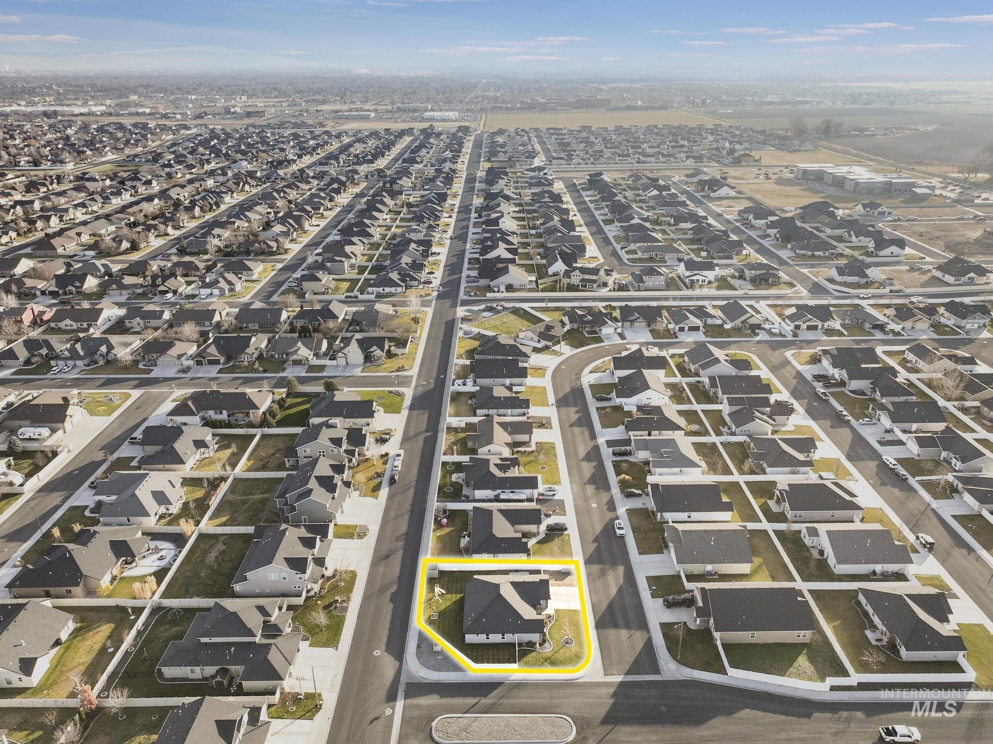 2396 Village St, Twin Falls, Idaho 83301, 3 Bedrooms, 2 Bathrooms, Residential For Sale, Price $440,000,MLS 98971743