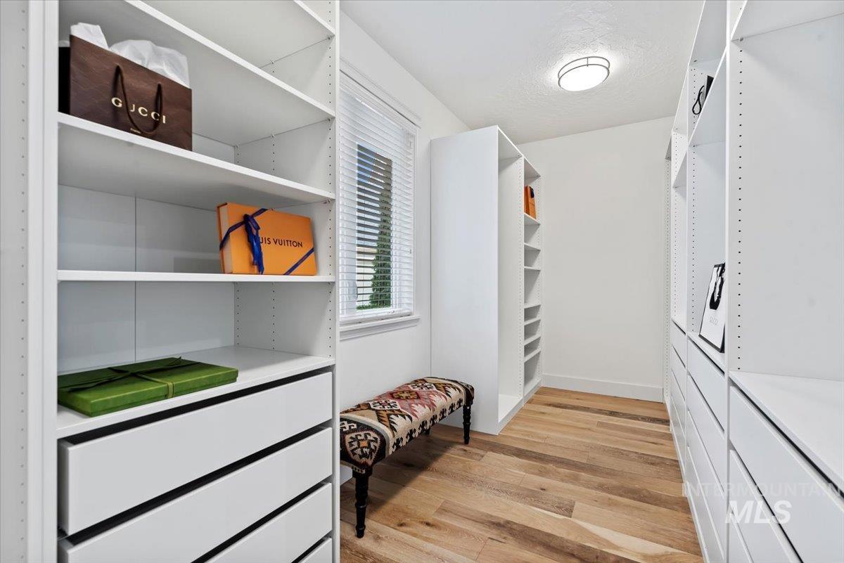 3811 W Miners Farm Ct., Boise, Idaho 83714, 4 Bedrooms, 3.5 Bathrooms, Residential For Sale, Price $1,729,000, 98971744