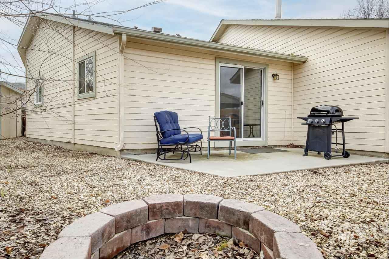 1338 W Sandalwood Dr, Meridian, Idaho 83646, 2 Bedrooms, 1 Bathroom, Residential For Sale, Price $339,900,MLS 98971746