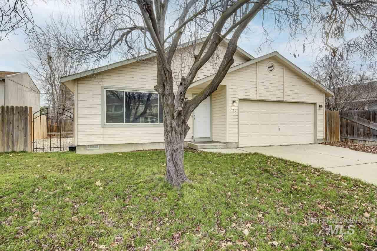 1338 W Sandalwood Dr, Meridian, Idaho 83646, 2 Bedrooms, 1 Bathroom, Residential For Sale, Price $339,900,MLS 98971746