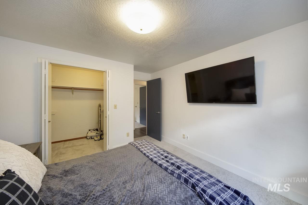 1338 W Sandalwood Dr, Meridian, Idaho 83646, 2 Bedrooms, 1 Bathroom, Residential For Sale, Price $339,900,MLS 98971746