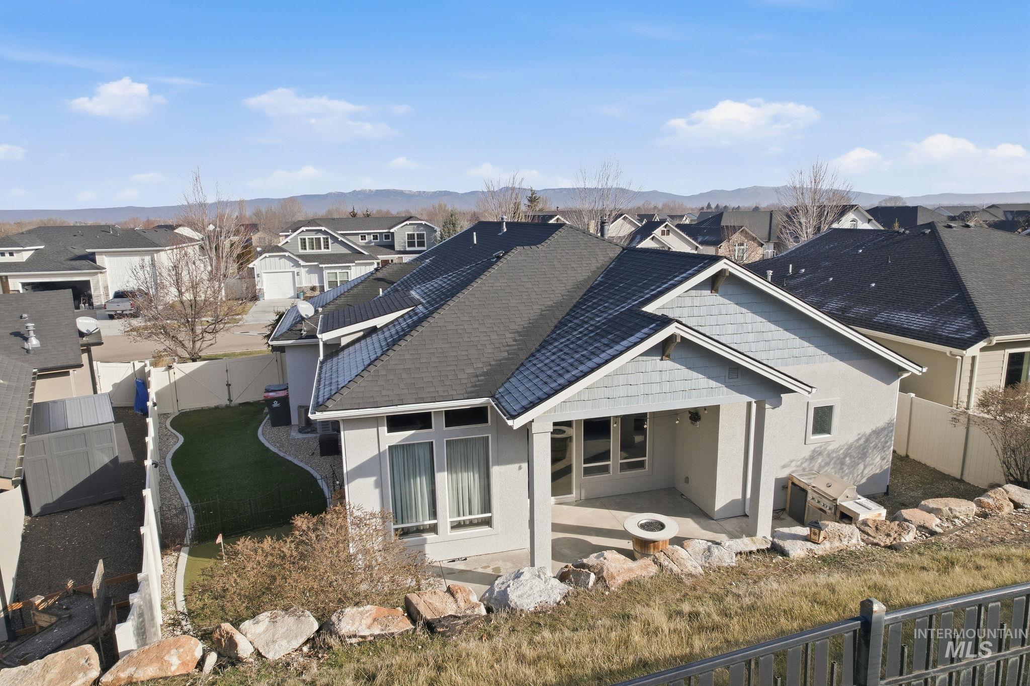 1013 Radiant Ridge, Meridian, Idaho 83642, 3 Bedrooms, 2 Bathrooms, Residential For Sale, Price $615,000,MLS 98971747