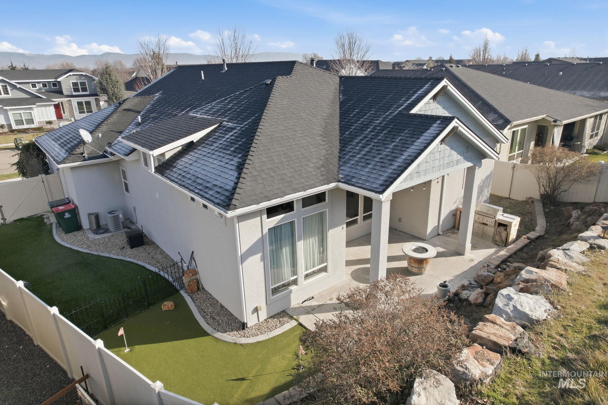 1013 Radiant Ridge, Meridian, Idaho 83642, 3 Bedrooms, 2 Bathrooms, Residential For Sale, Price $615,000,MLS 98971747