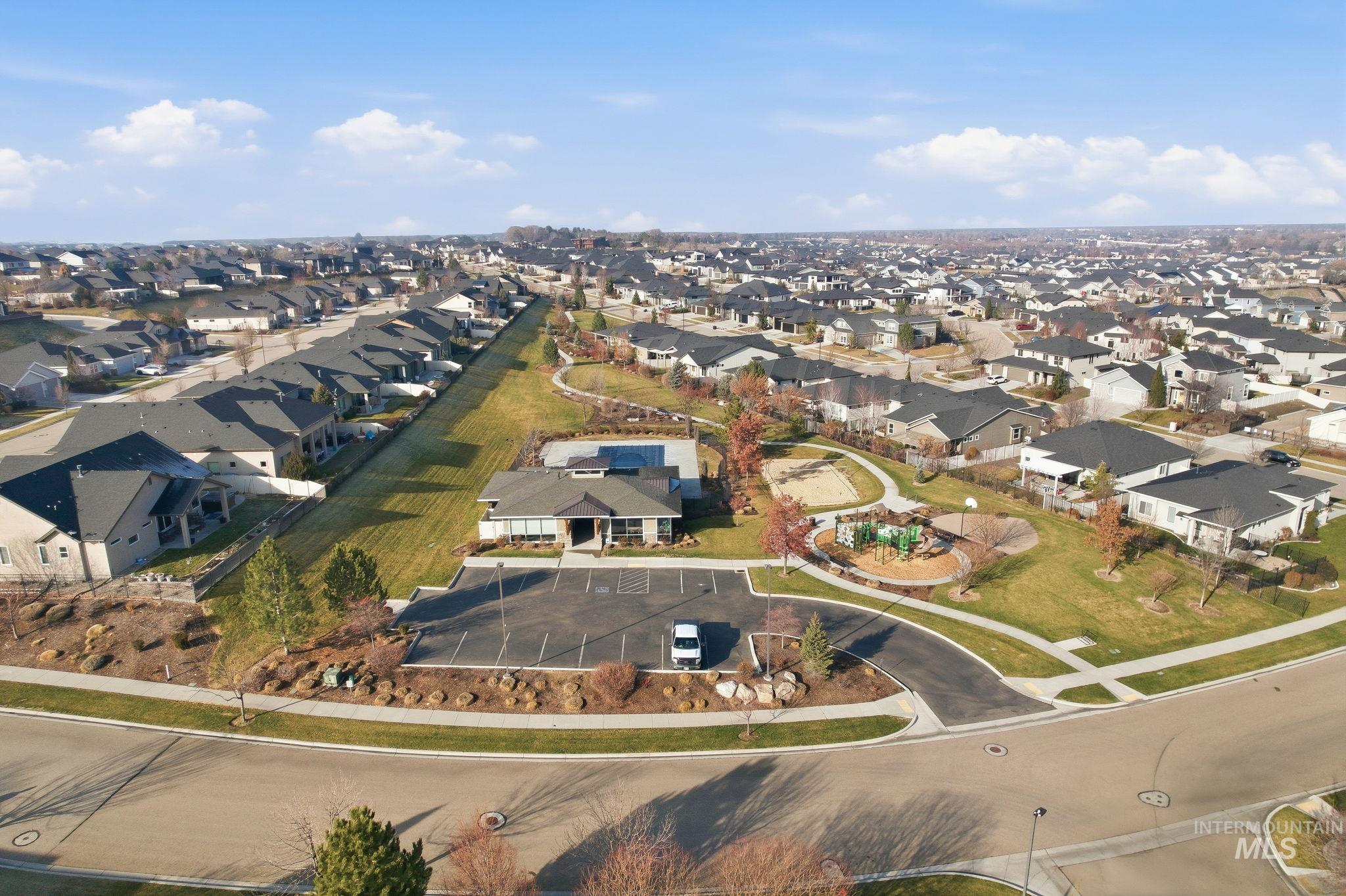 1013 Radiant Ridge, Meridian, Idaho 83642, 3 Bedrooms, 2 Bathrooms, Residential For Sale, Price $615,000,MLS 98971747