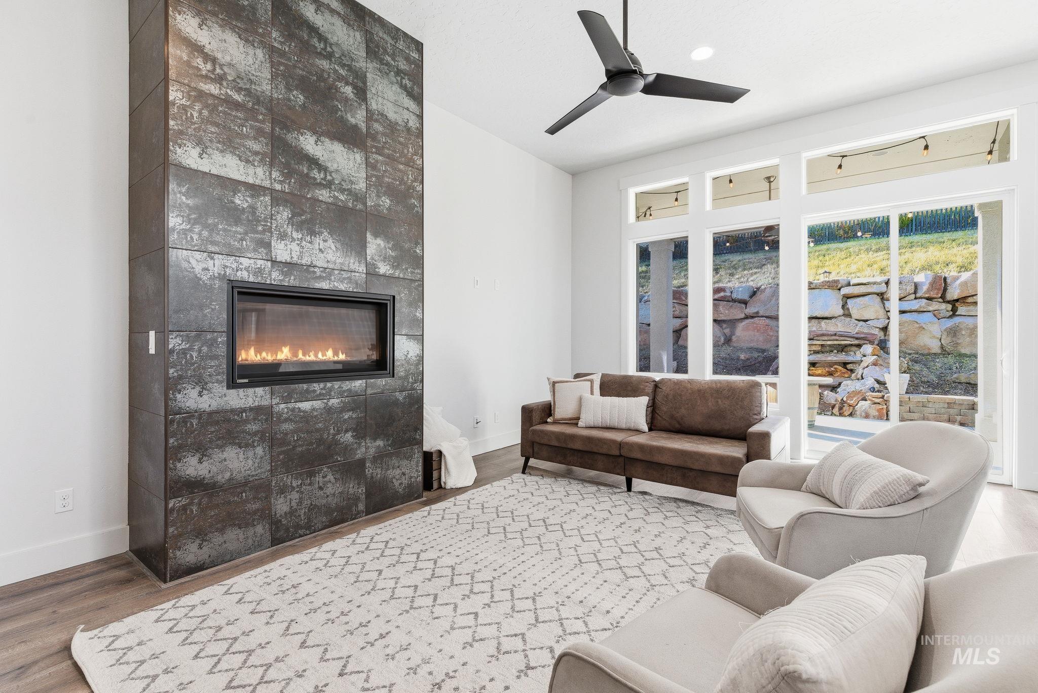 1013 Radiant Ridge, Meridian, Idaho 83642, 3 Bedrooms, 2 Bathrooms, Residential For Sale, Price $615,000,MLS 98971747