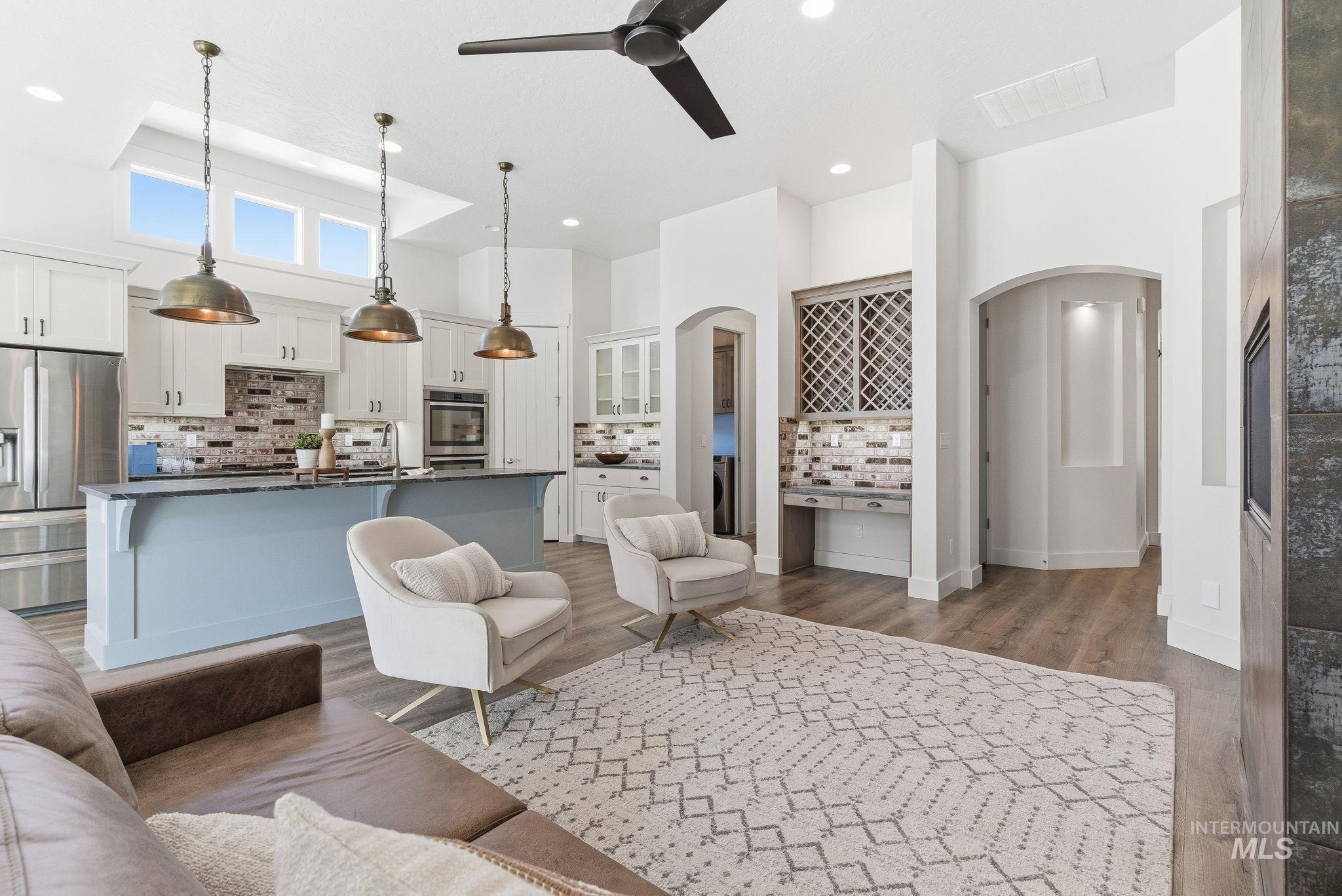 1013 Radiant Ridge, Meridian, Idaho 83642, 3 Bedrooms, 2 Bathrooms, Residential For Sale, Price $615,000,MLS 98971747