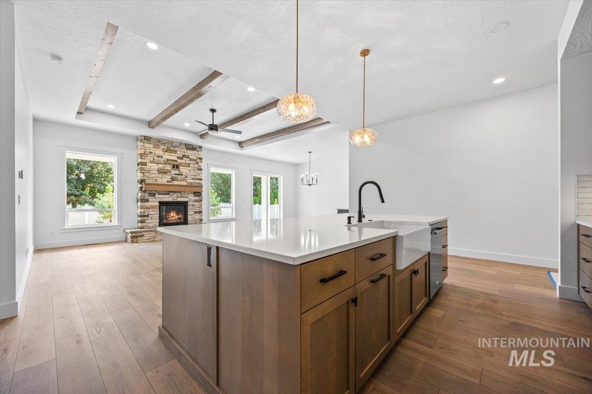 1985 W Pond Stone, Meridian, Idaho 83646, 4 Bedrooms, 3 Bathrooms, Residential For Sale, Price $749,800,MLS 98971749