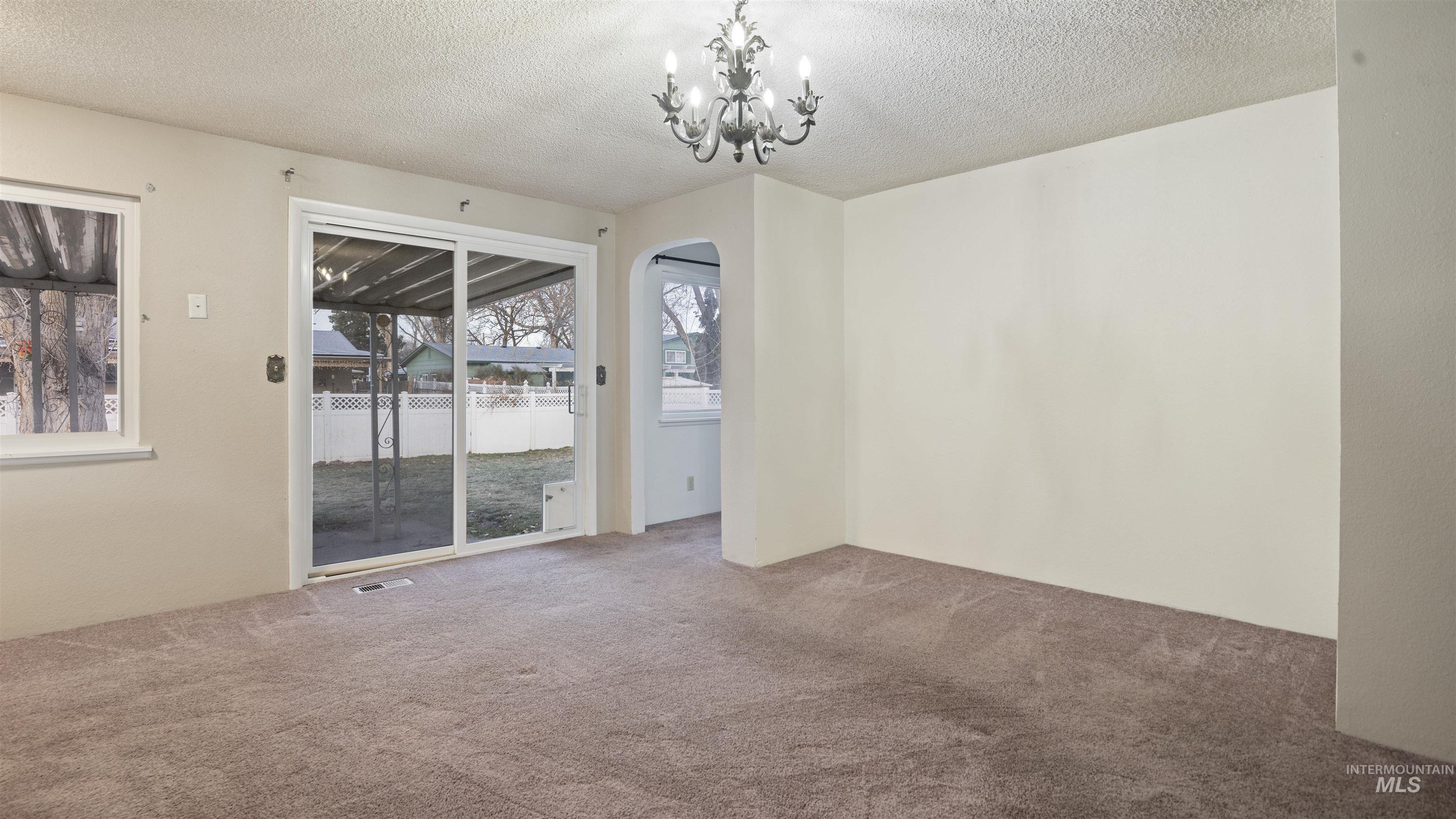 945 N 11th East, Mountain Home, Idaho 83647, 3 Bedrooms, 1.5 Bathrooms, Residential For Sale, Price $249,900,MLS 98971750