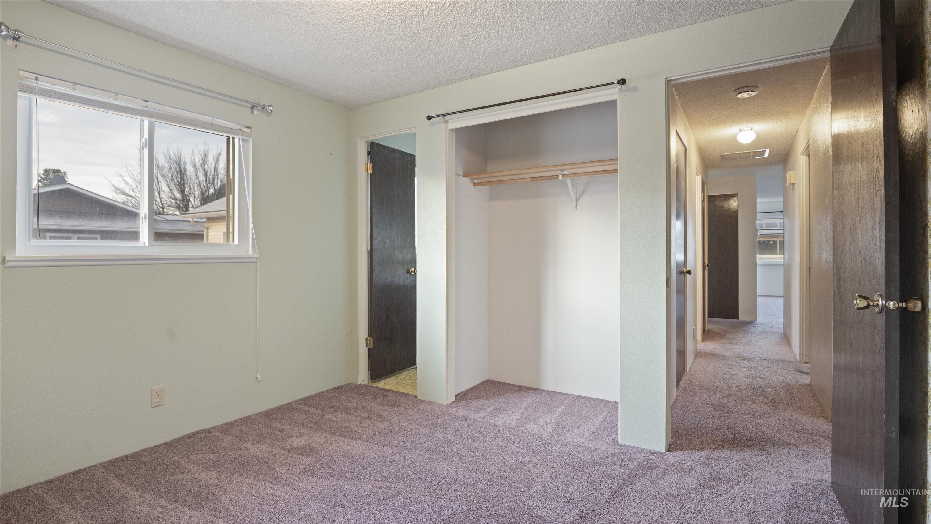 945 N 11th East, Mountain Home, Idaho 83647, 3 Bedrooms, 1.5 Bathrooms, Residential For Sale, Price $249,900,MLS 98971750