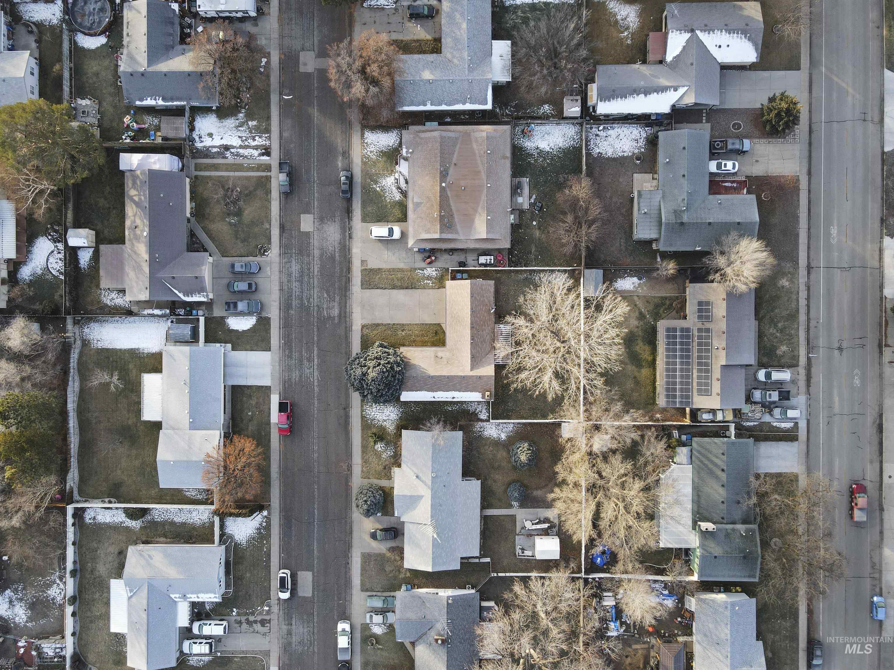 945 N 11th East, Mountain Home, Idaho 83647, 3 Bedrooms, 1.5 Bathrooms, Residential For Sale, Price $249,900,MLS 98971750