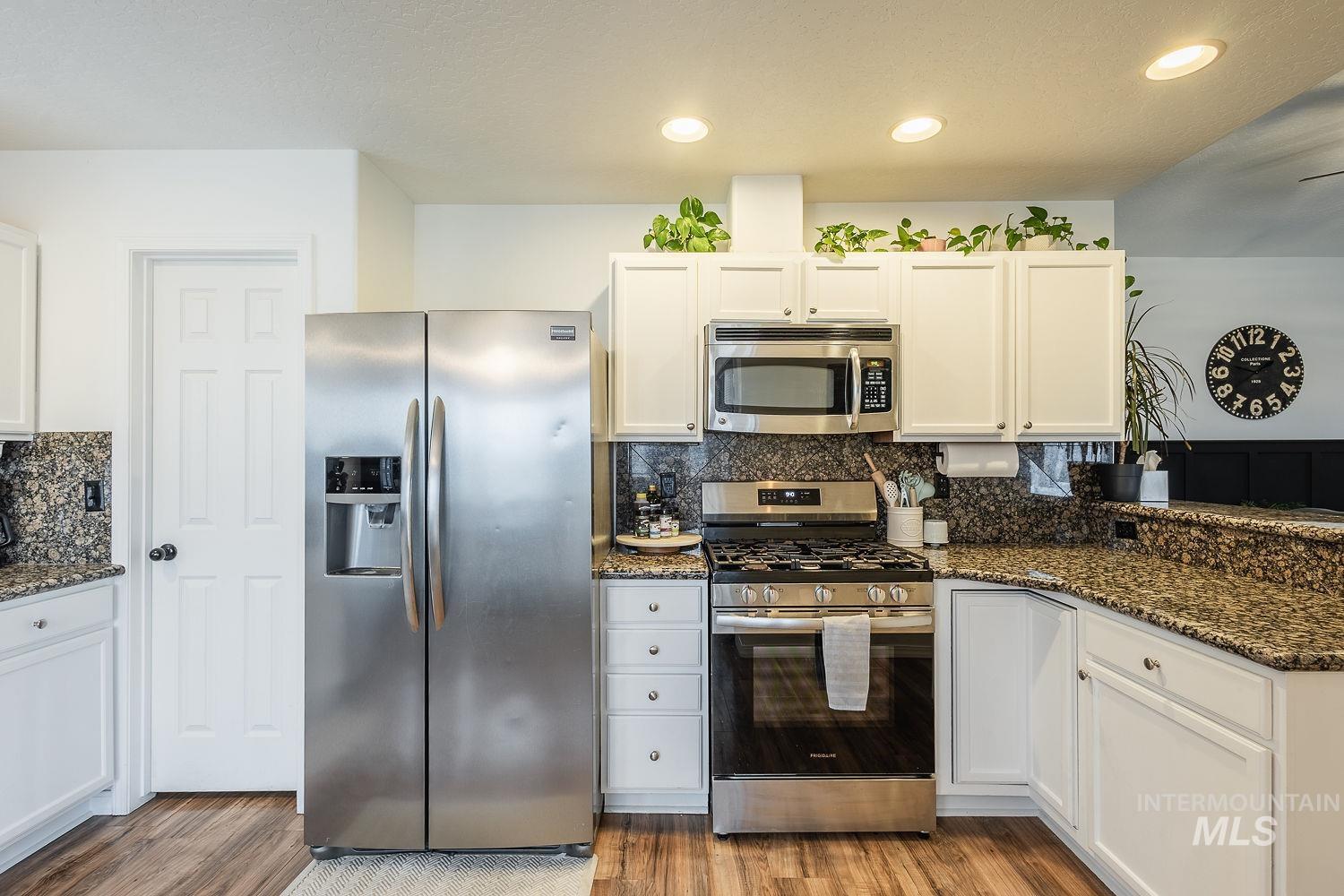 1922 Hasbrook St, Caldwell, Idaho 83607, 3 Bedrooms, 2 Bathrooms, Residential For Sale, Price $354,999,MLS 98971752