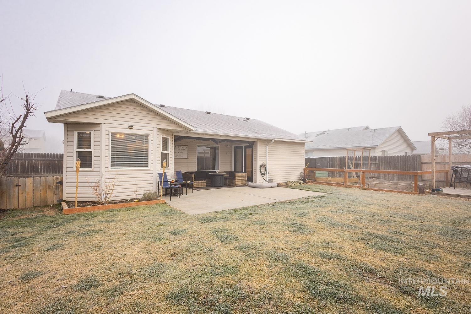 1922 Hasbrook St, Caldwell, Idaho 83607, 3 Bedrooms, 2 Bathrooms, Residential For Sale, Price $354,999,MLS 98971752