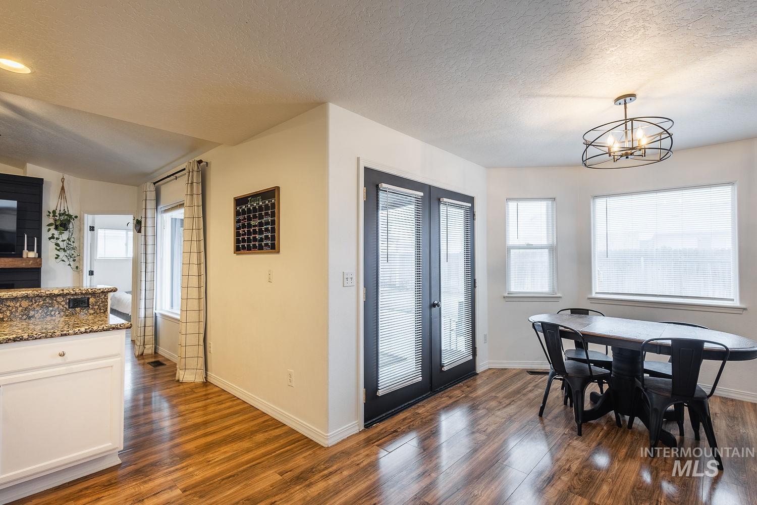 1922 Hasbrook St, Caldwell, Idaho 83607, 3 Bedrooms, 2 Bathrooms, Residential For Sale, Price $354,999,MLS 98971752