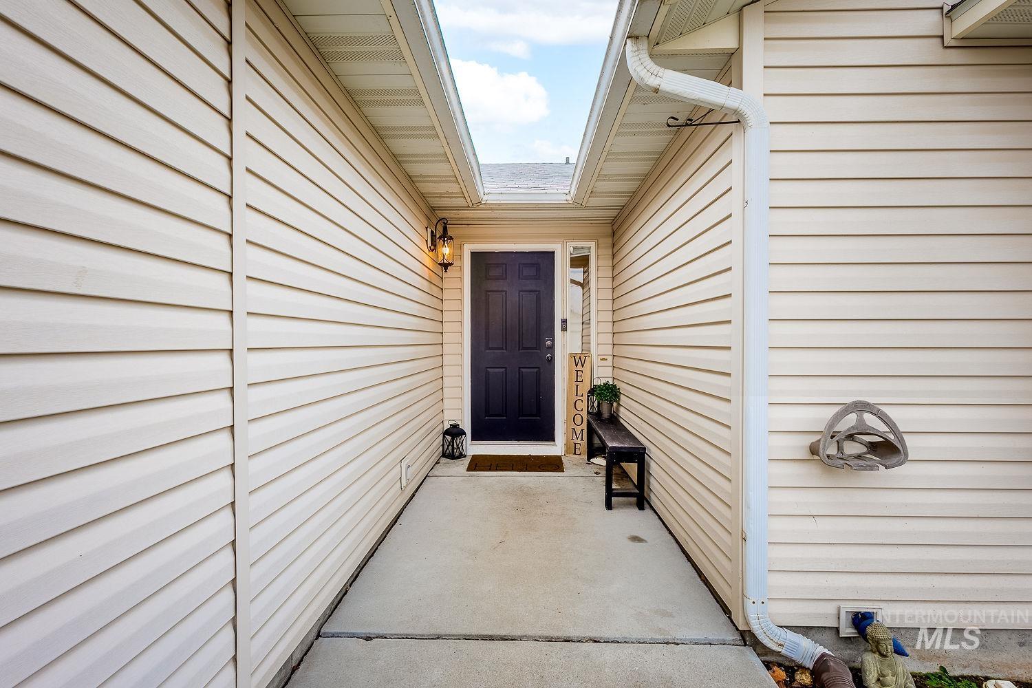 1922 Hasbrook St, Caldwell, Idaho 83607, 3 Bedrooms, 2 Bathrooms, Residential For Sale, Price $354,999,MLS 98971752