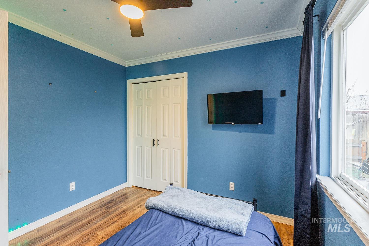 1922 Hasbrook St, Caldwell, Idaho 83607, 3 Bedrooms, 2 Bathrooms, Residential For Sale, Price $354,999,MLS 98971752