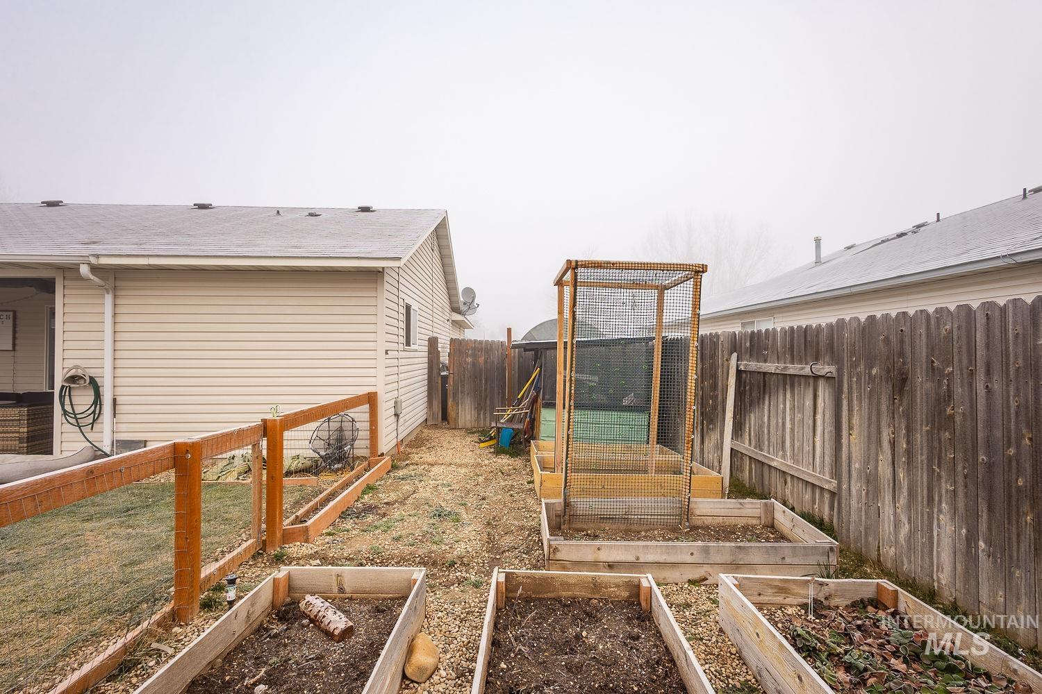 1922 Hasbrook St, Caldwell, Idaho 83607, 3 Bedrooms, 2 Bathrooms, Residential For Sale, Price $354,999,MLS 98971752