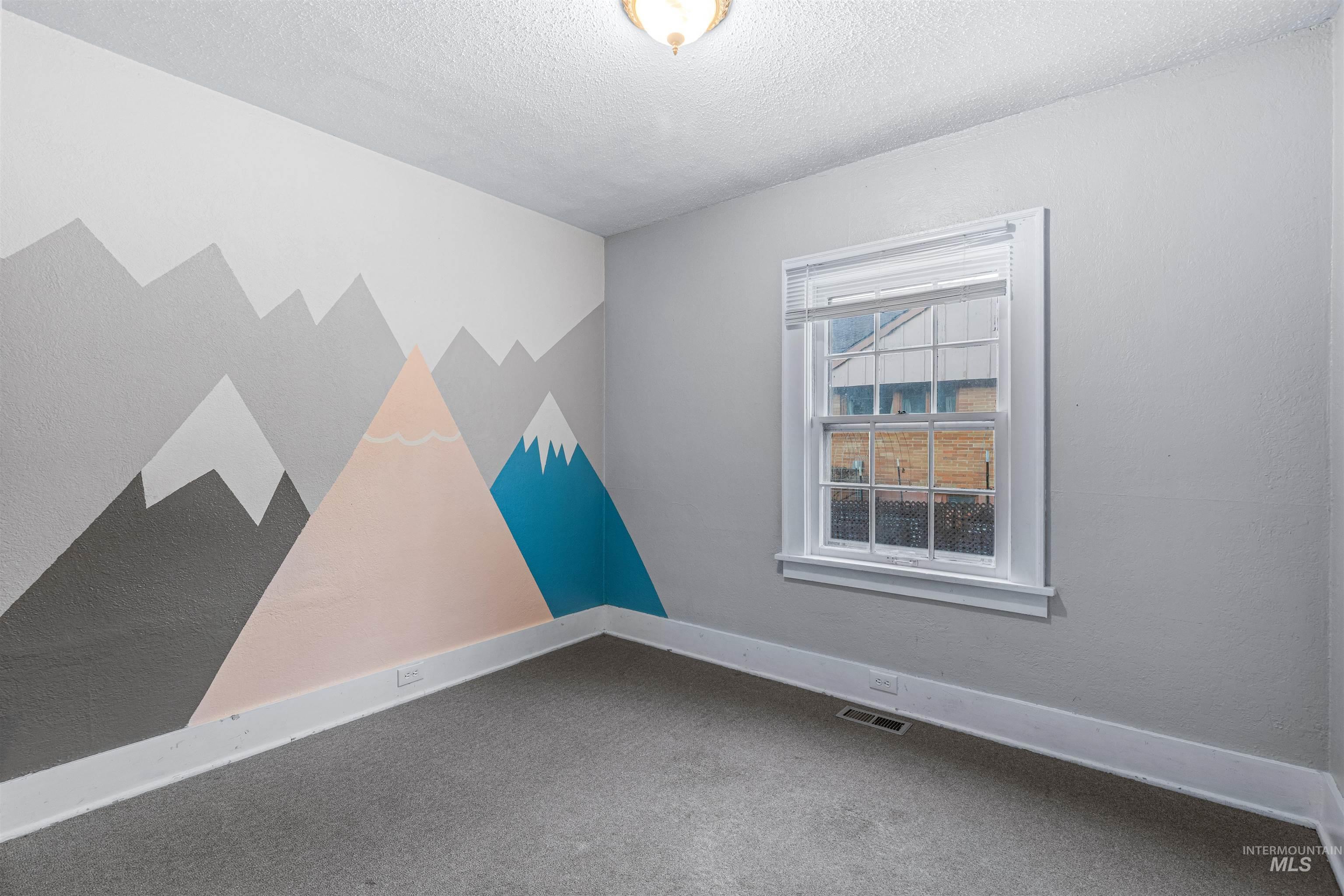 215 N F St, Orofino, Idaho 83544, 2 Bedrooms, 1.5 Bathrooms, Residential For Sale, Price $249,000,MLS 98971754