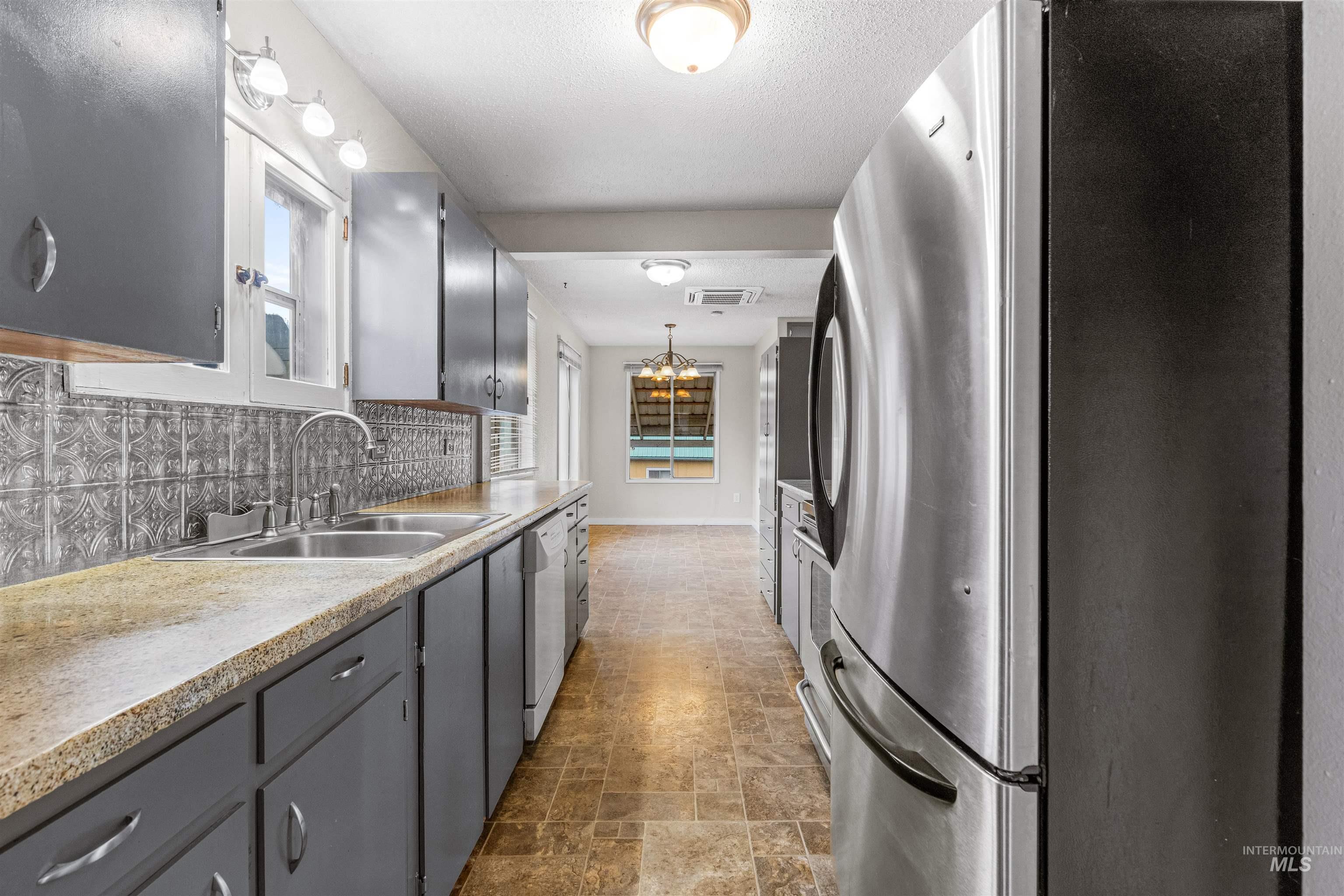 215 N F St, Orofino, Idaho 83544, 2 Bedrooms, 1.5 Bathrooms, Residential For Sale, Price $249,000,MLS 98971754