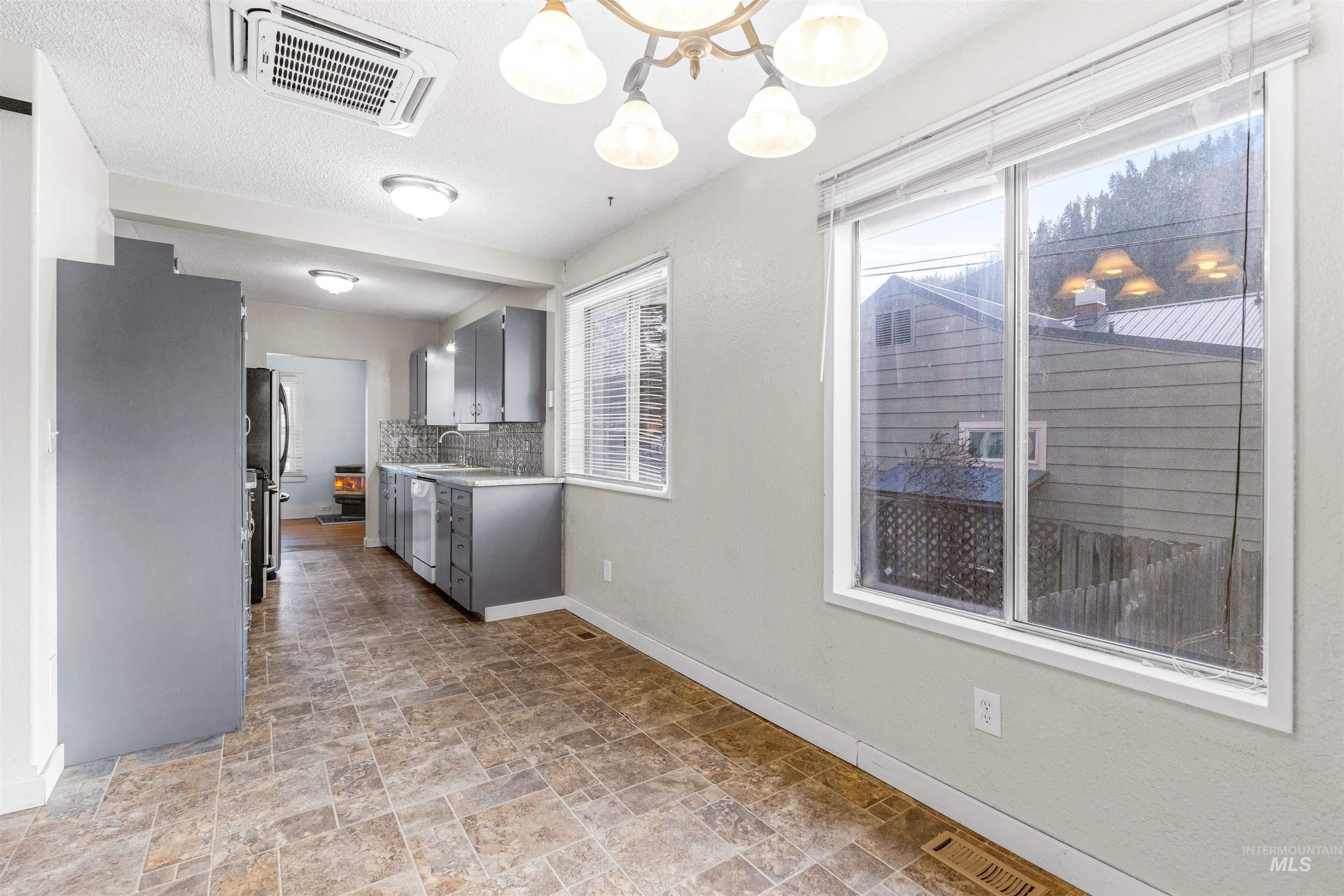 215 N F St, Orofino, Idaho 83544, 2 Bedrooms, 1.5 Bathrooms, Residential For Sale, Price $249,000,MLS 98971754