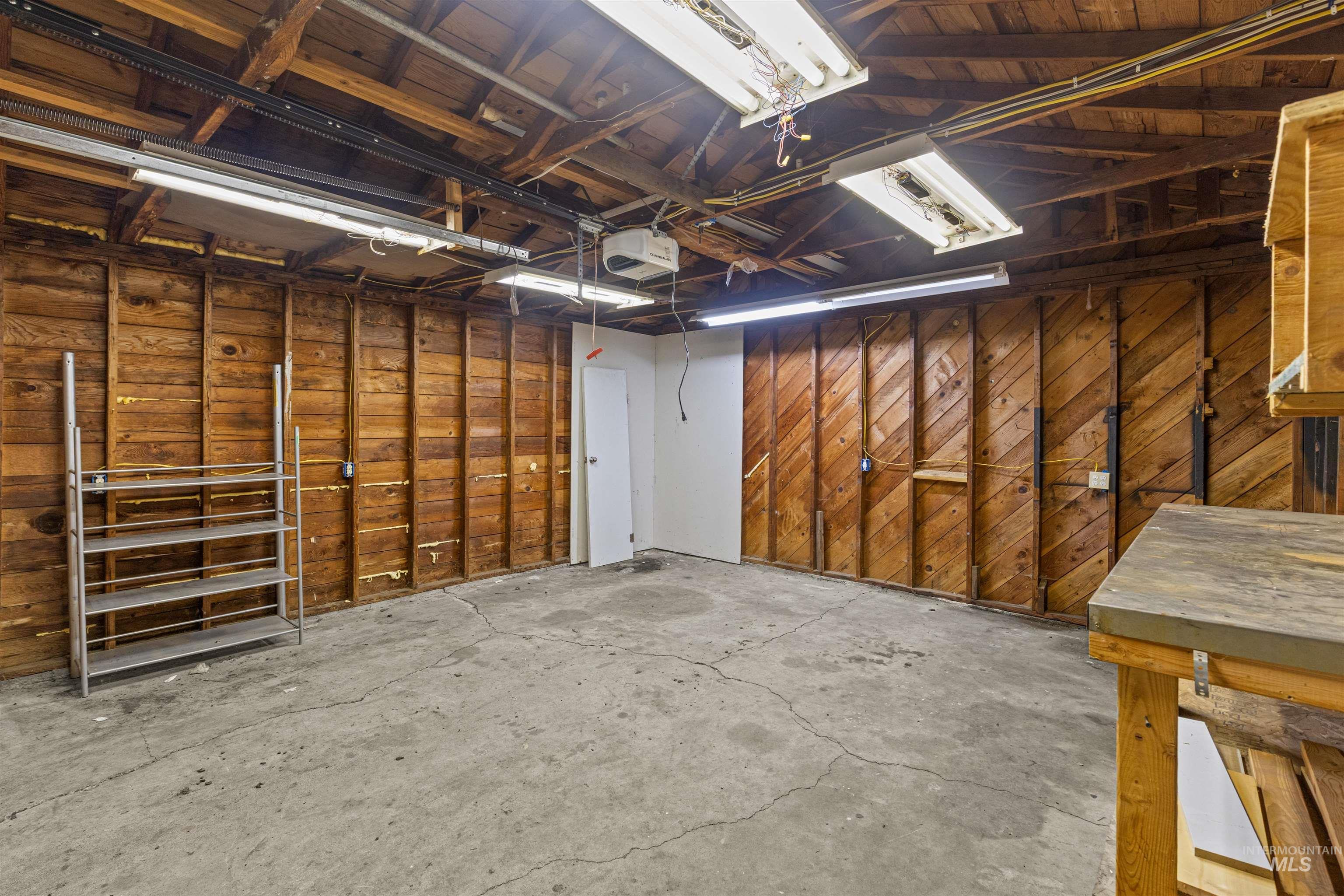 215 N F St, Orofino, Idaho 83544, 2 Bedrooms, 1.5 Bathrooms, Residential For Sale, Price $249,000,MLS 98971754