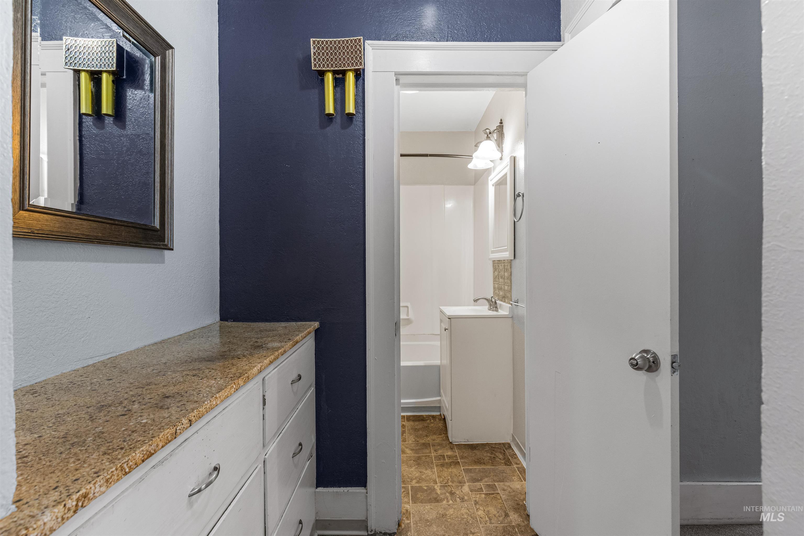 215 N F St, Orofino, Idaho 83544, 2 Bedrooms, 1.5 Bathrooms, Residential For Sale, Price $249,000,MLS 98971754