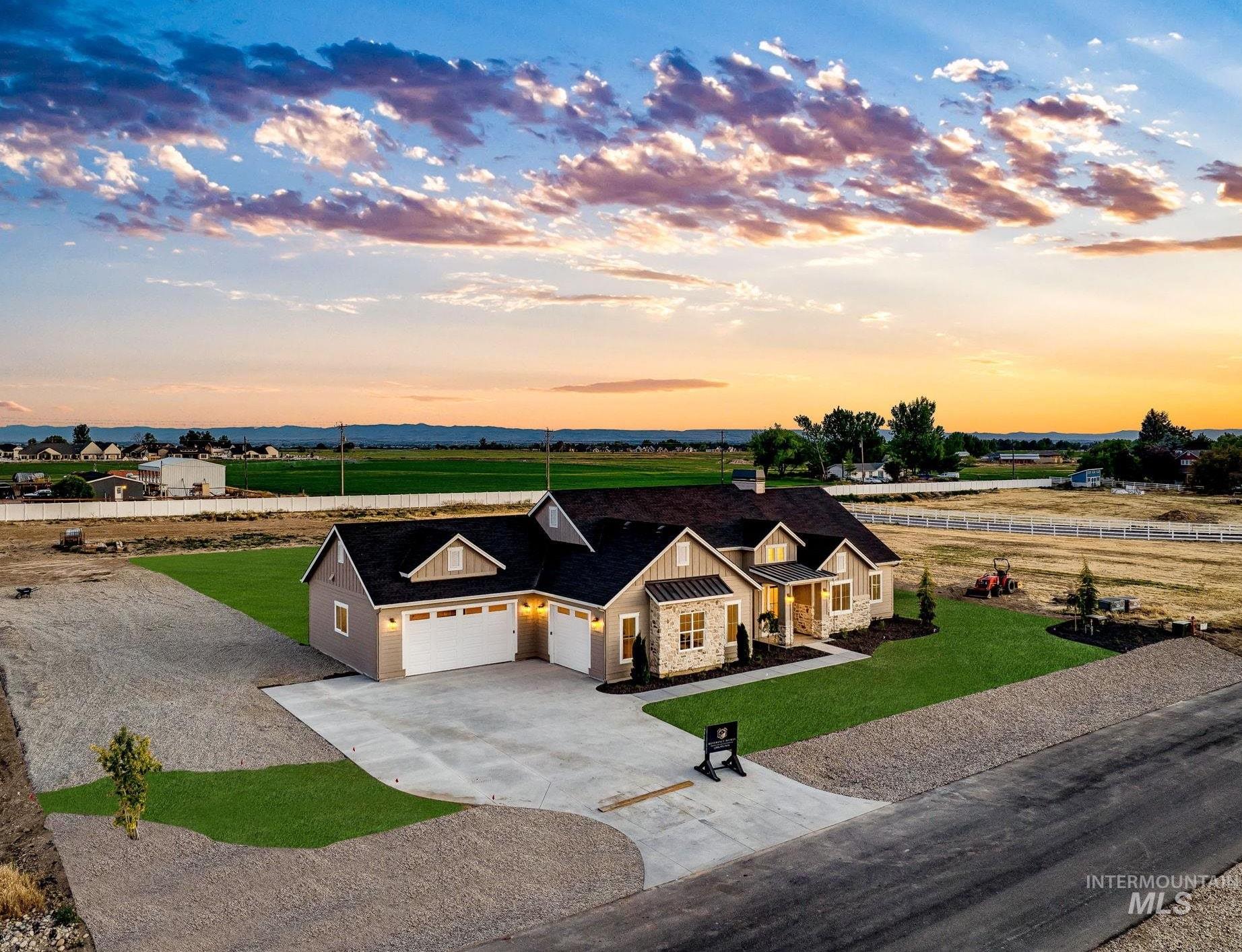 9401 Basin Kid Ct, Middleton, Idaho 83644, 4 Bedrooms, 2.5 Bathrooms, Residential For Sale, Price $981,900,MLS 98971755