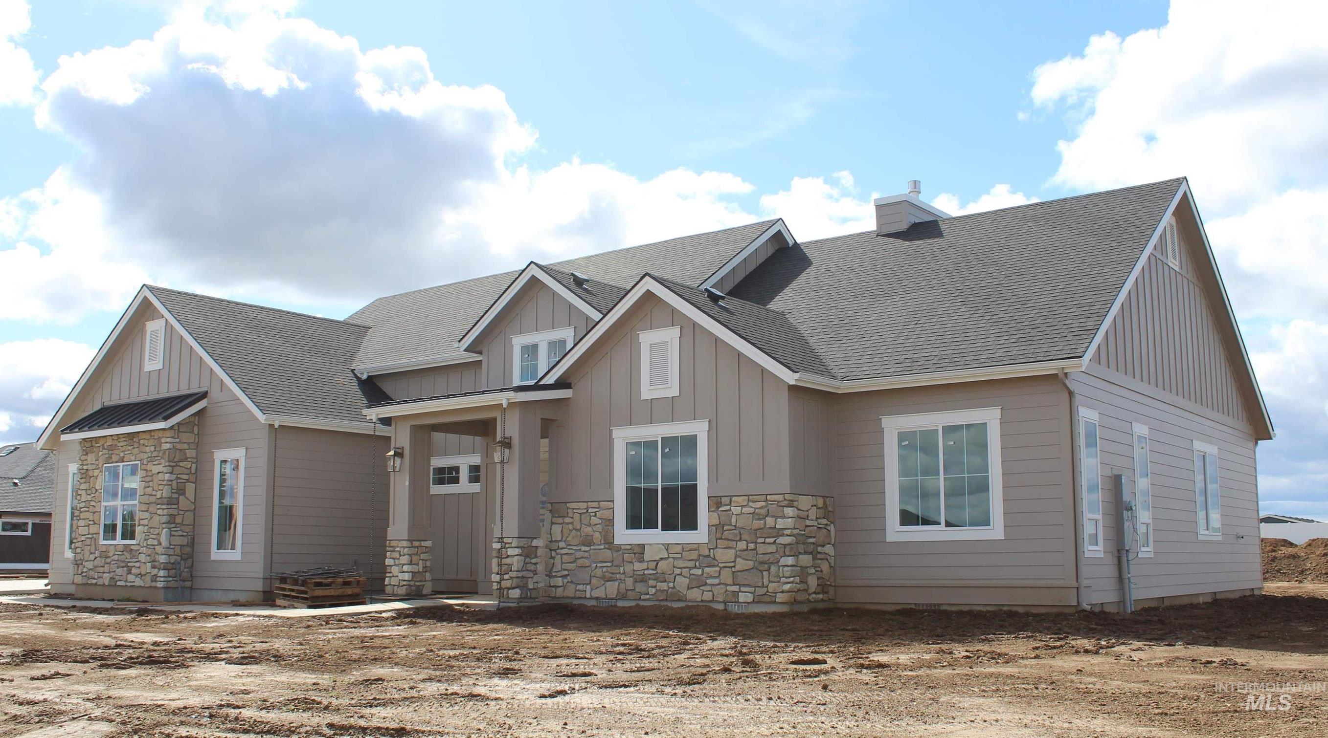 9401 Basin Kid Ct, Middleton, Idaho 83644, 4 Bedrooms, 2.5 Bathrooms, Residential For Sale, Price $981,900, 98971755