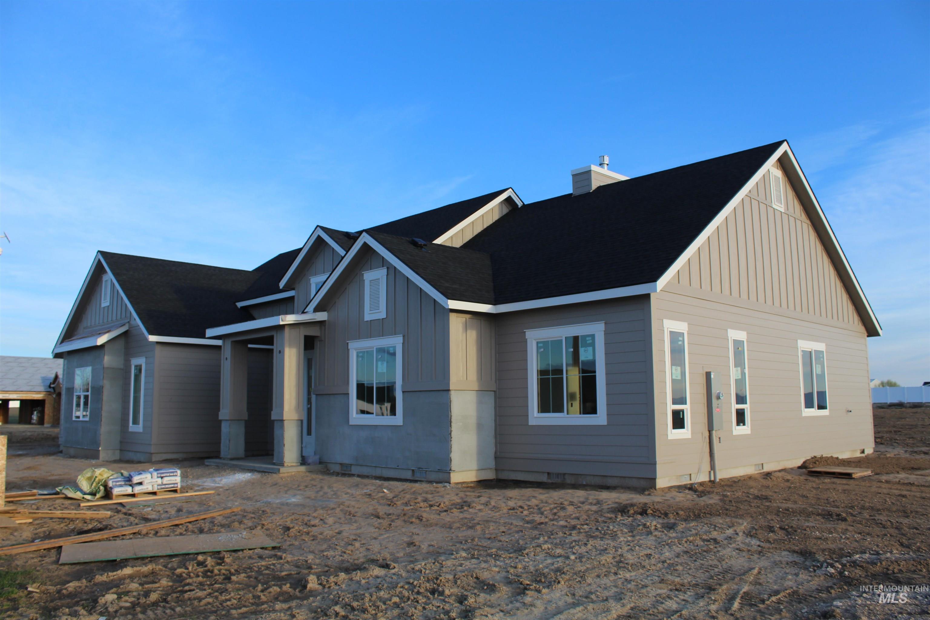 9401 Basin Kid Ct, Middleton, Idaho 83644, 4 Bedrooms, 2.5 Bathrooms, Residential For Sale, Price $981,900,MLS 98971755