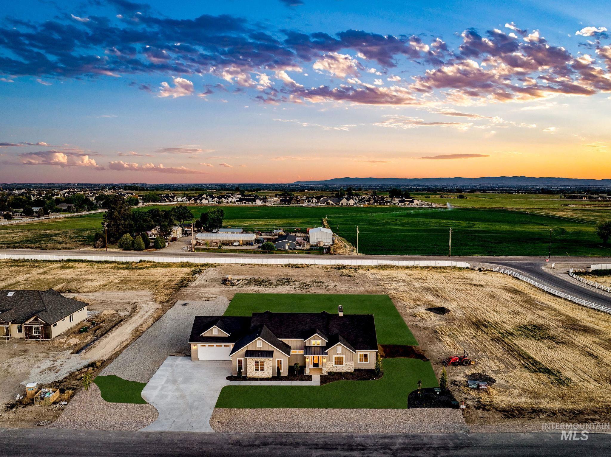 9401 Basin Kid Ct, Middleton, Idaho 83644, 4 Bedrooms, 2.5 Bathrooms, Residential For Sale, Price $981,900,MLS 98971755