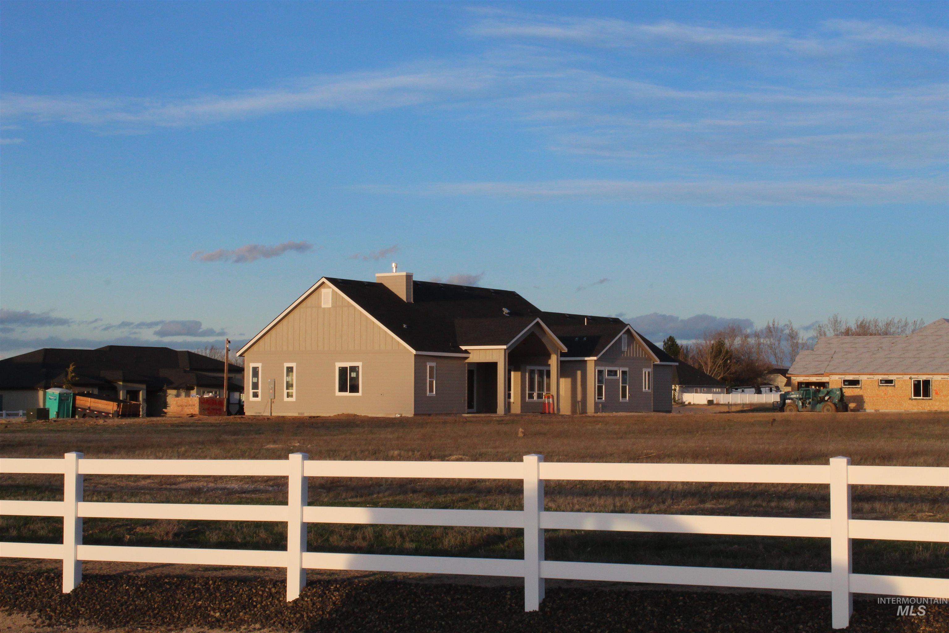 9401 Basin Kid Ct, Middleton, Idaho 83644, 4 Bedrooms, 2.5 Bathrooms, Residential For Sale, Price $981,900,MLS 98971755