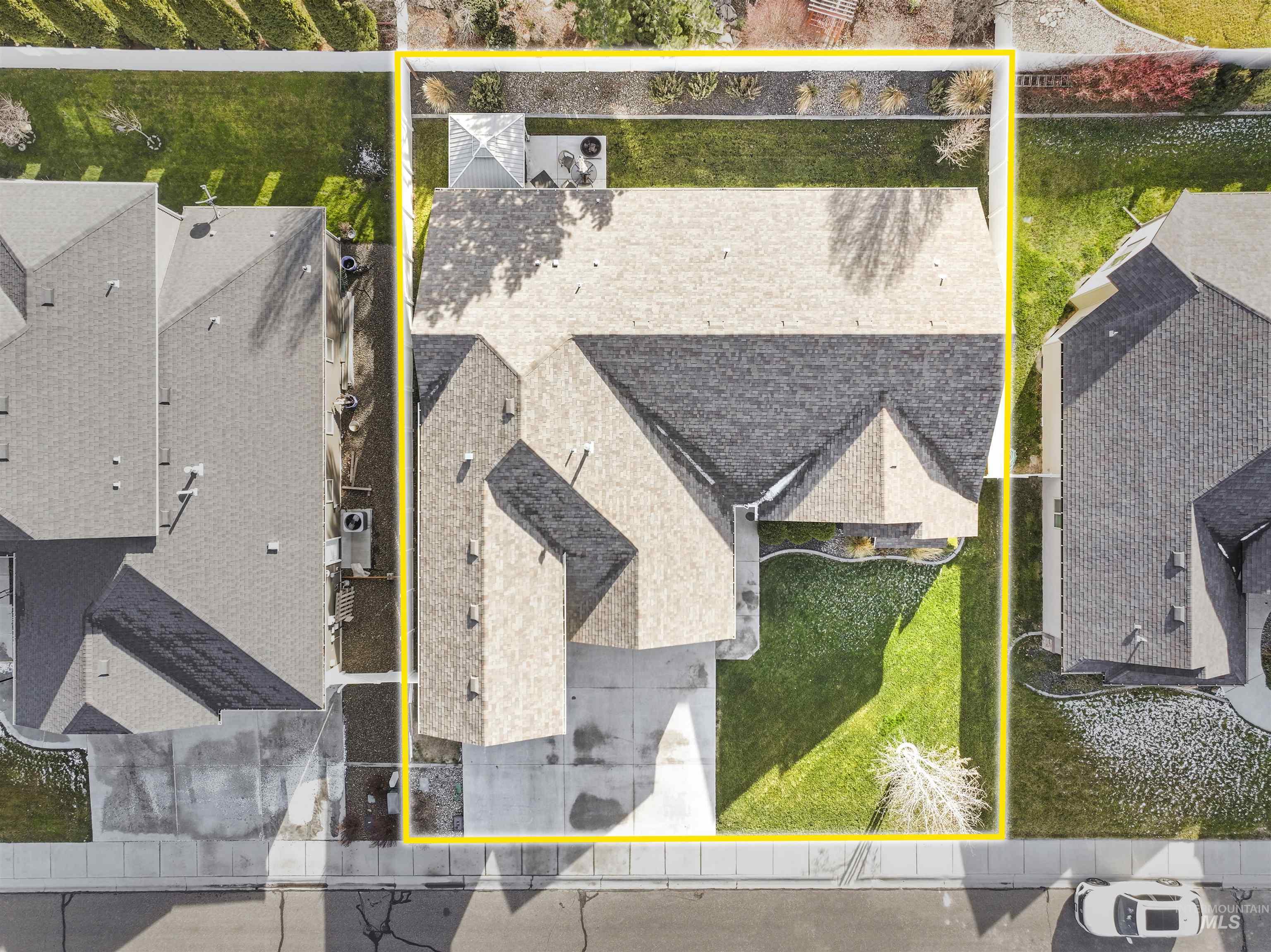 2734 Meadowbrook Dr, Twin Falls, Idaho 83301-4778, 4 Bedrooms, 2 Bathrooms, Residential For Sale, Price $549,000, 98971756